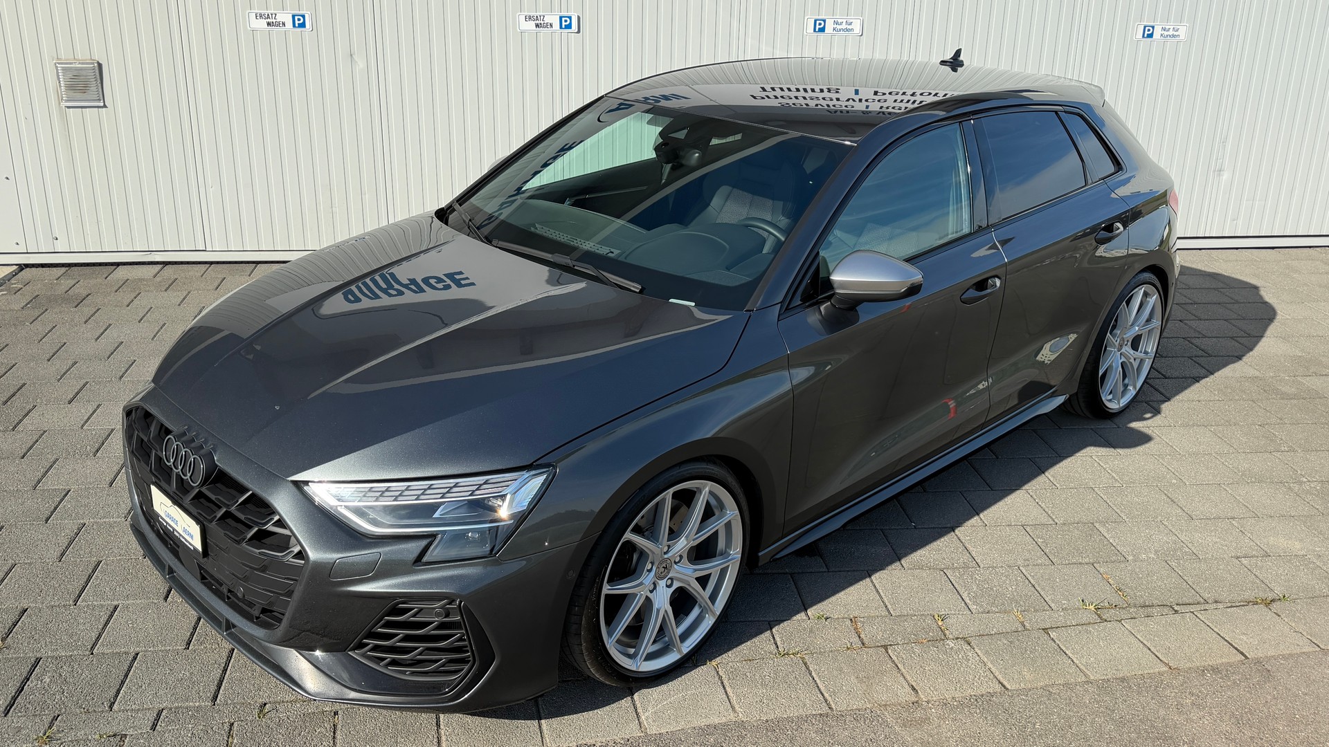 AUDI S3 Sportback TFSI quattro S-tronic Akrapovič-image-7