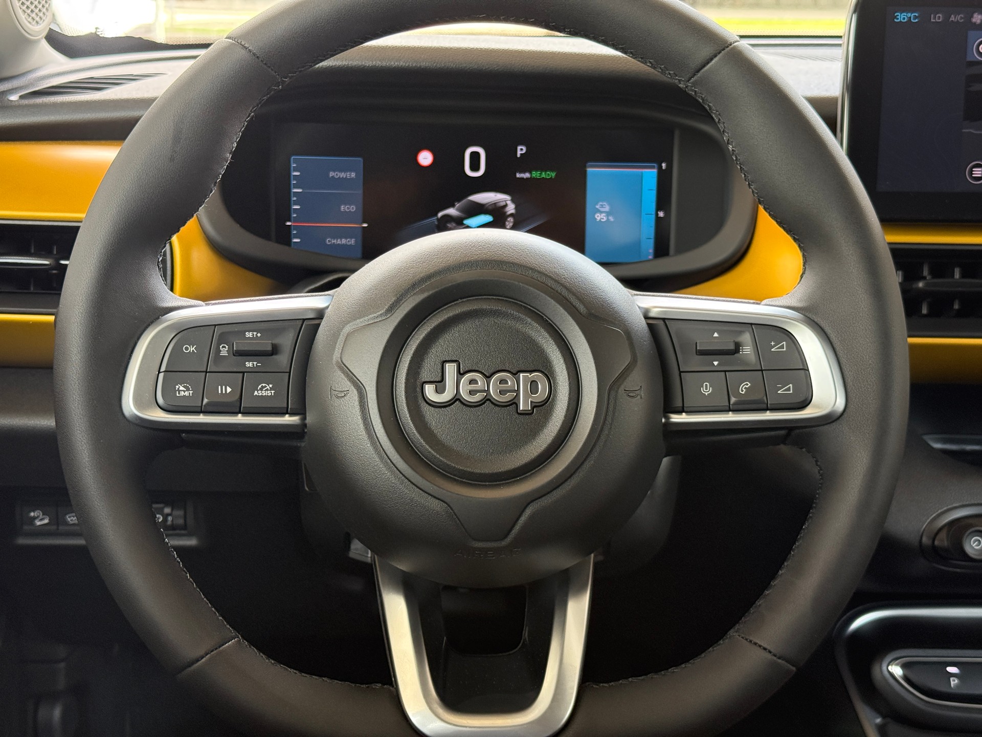 JEEP Avenger 54kWh Swiss Altitude Plus Sky * NEUWAGEN MIT TAGESZULASUNG *-image-22