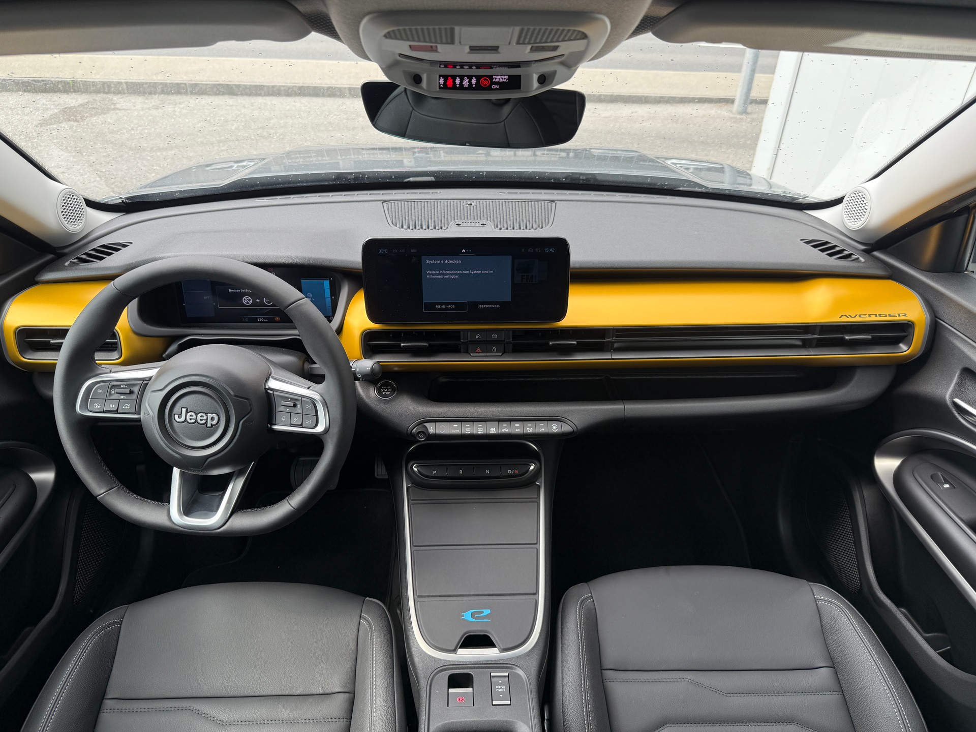 JEEP Avenger 54kWh Swiss Altitude Plus Sky * NEUWAGEN MIT TAGESZULASUNG *-image-11