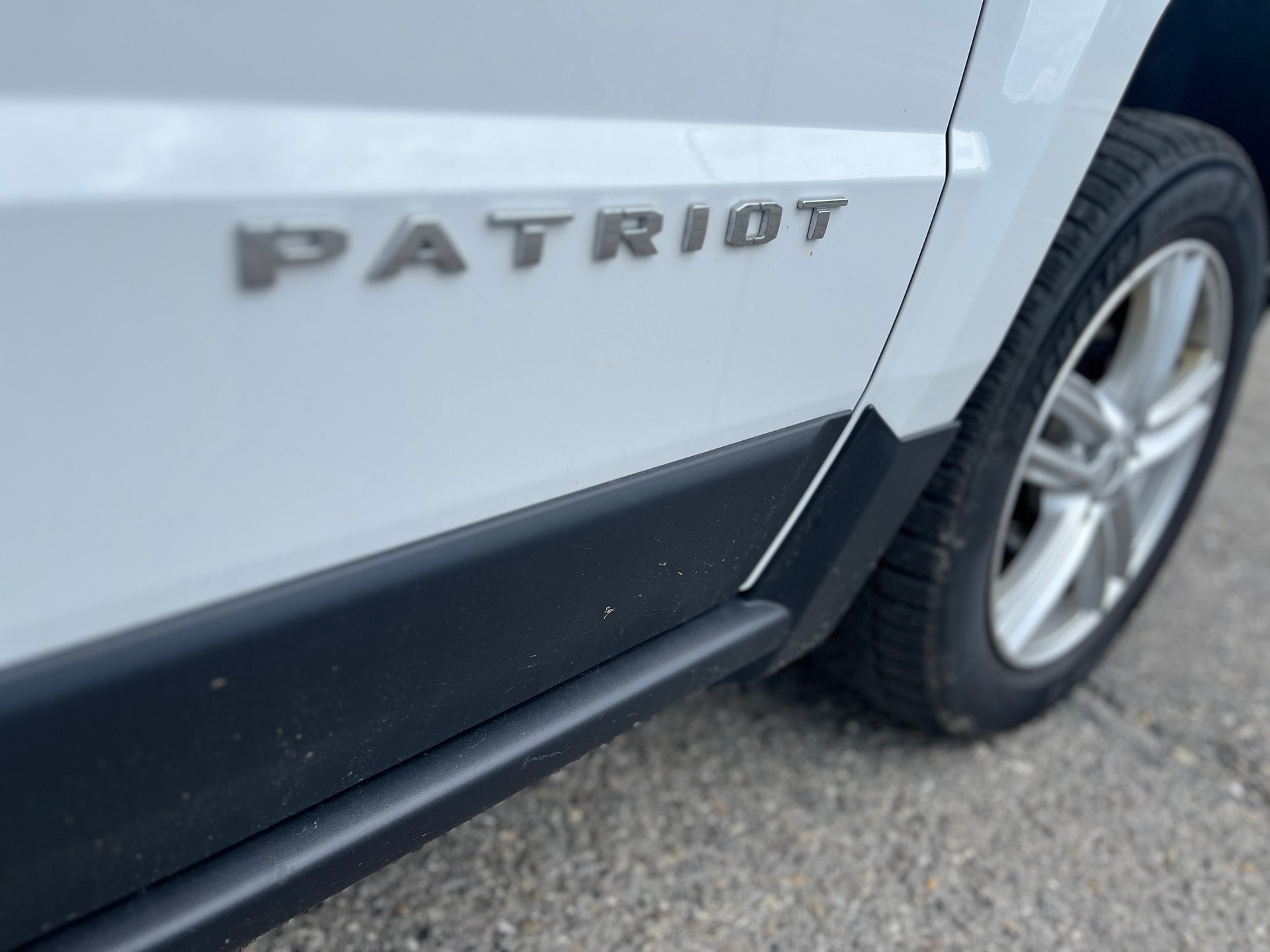 JEEP Benzin 2,4i Euro B5b Handschaltung 5 Gang-image-15