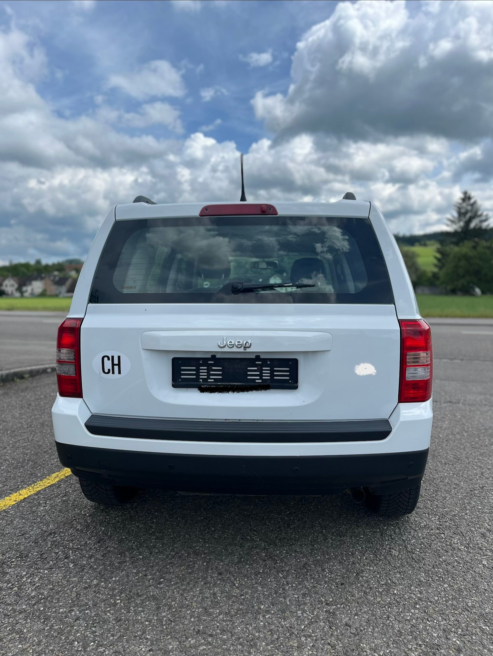 JEEP Benzin 2,4i Euro B5b Handschaltung 5 Gang-image-7