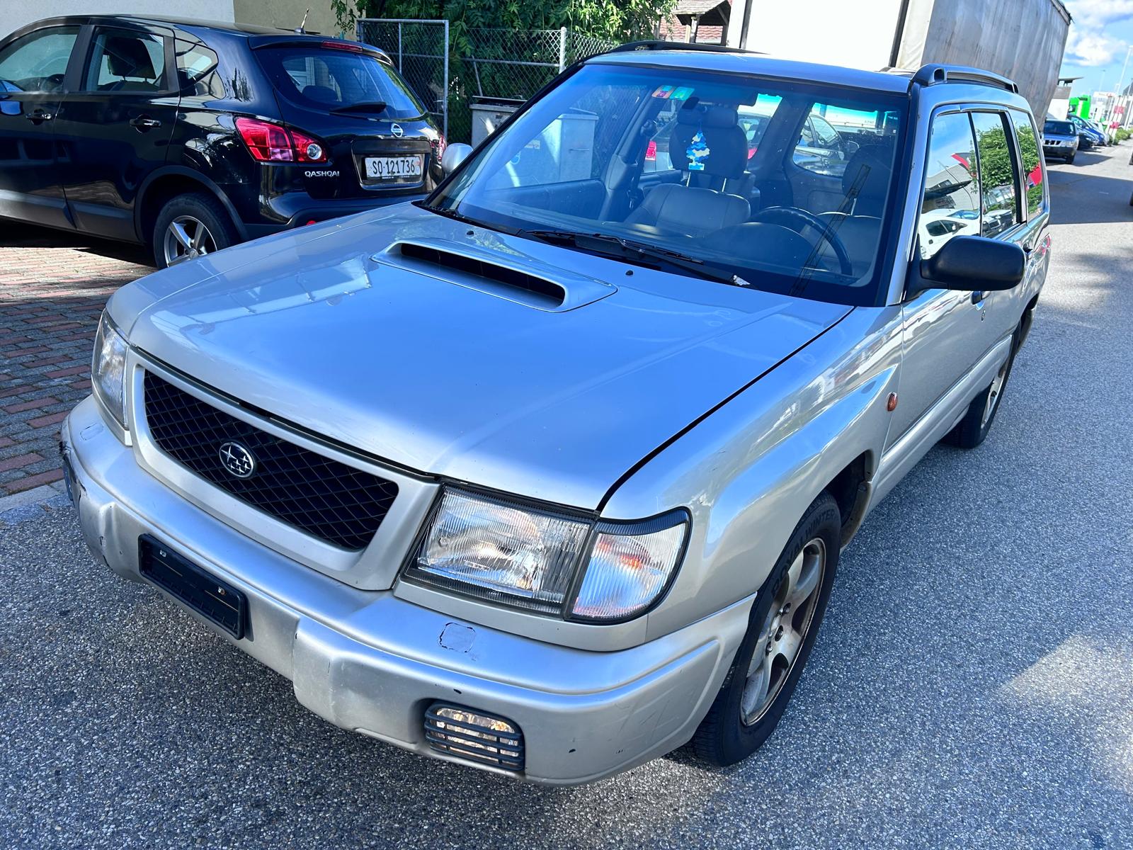 SUBARU Forester 2.0 Turbo Club A