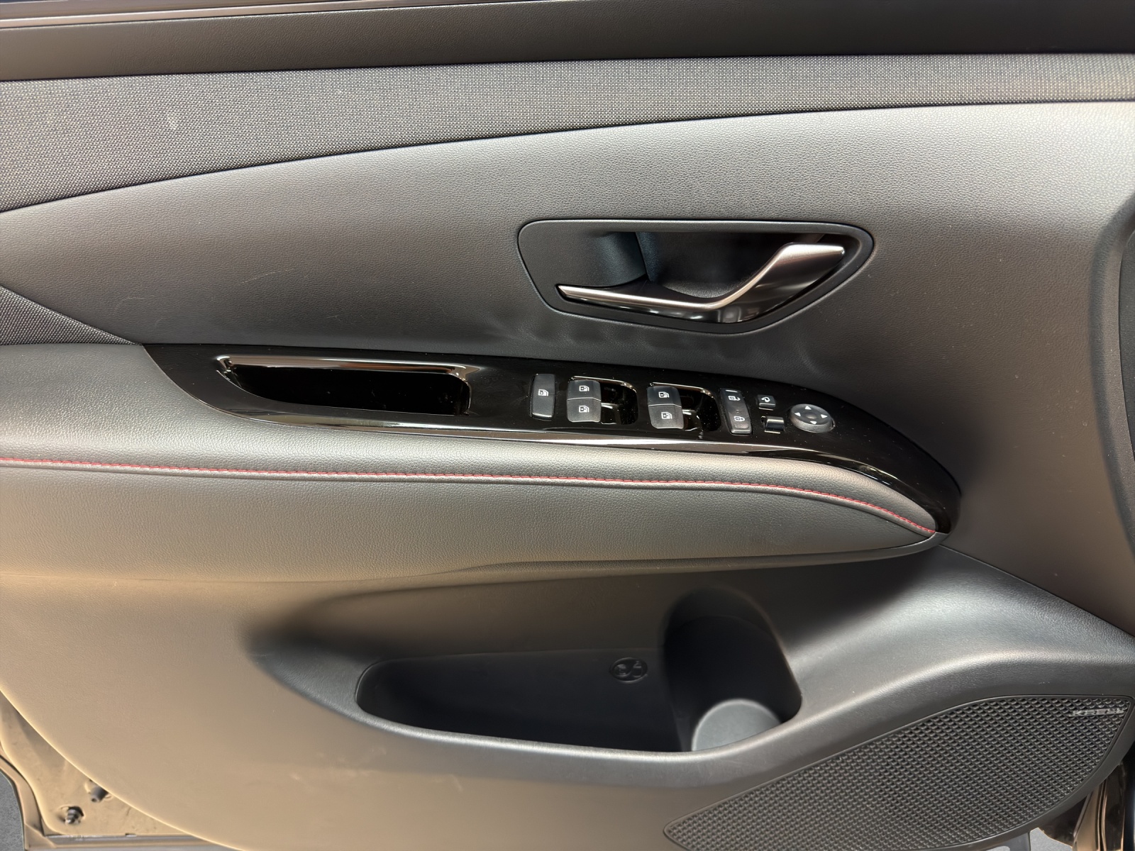 HYUNDAI Tucson 1,6PHEV N LUX 4WD-image-8