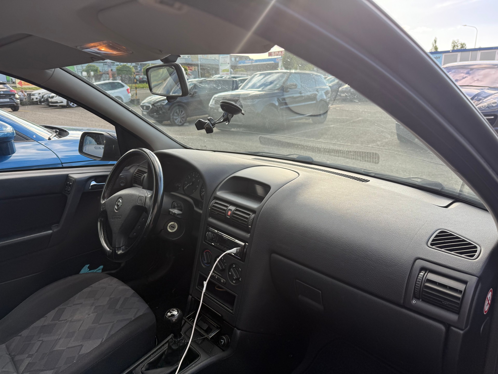 OPEL Astra 1.8i 16V Comfort-image-8