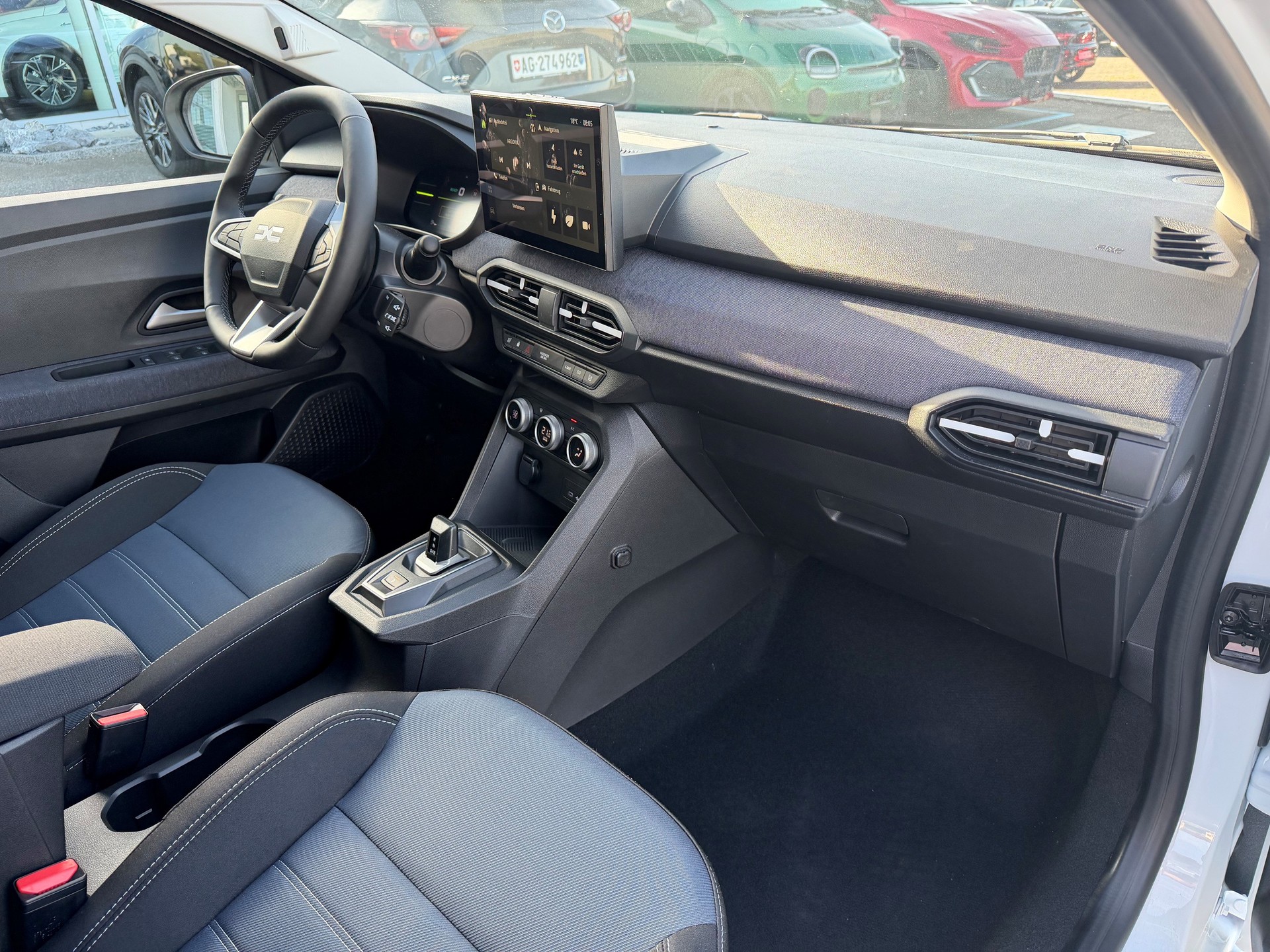 DACIA Jogger HEV 155 Journey-image-5