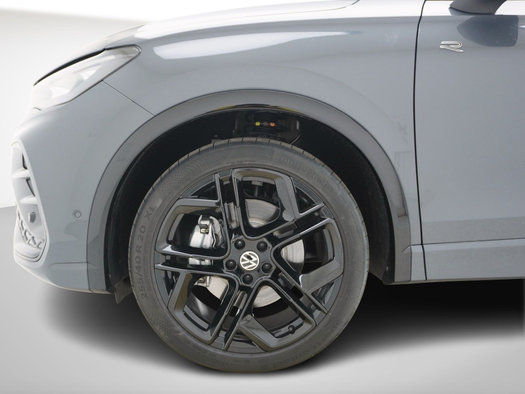VW Tiguan 2.0 TSI R-Line 4motion-image-9