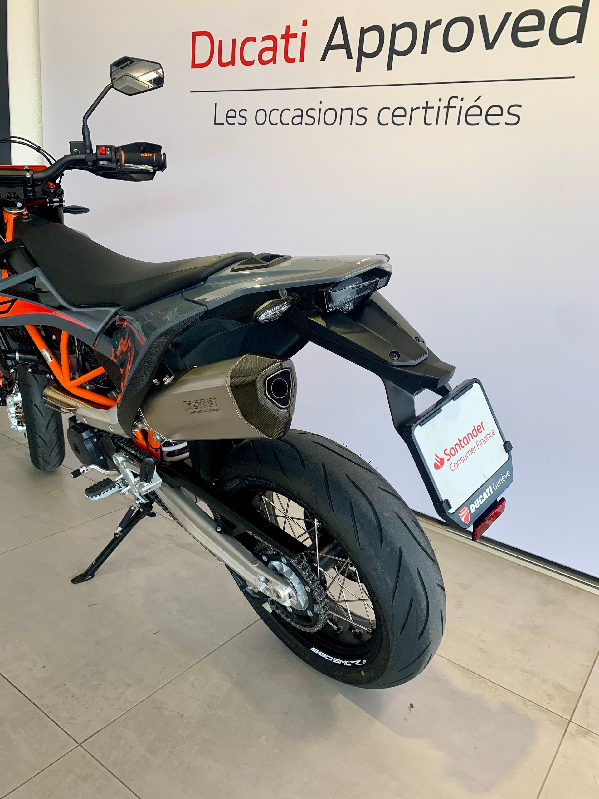 KTM 690 SMC R-image-9