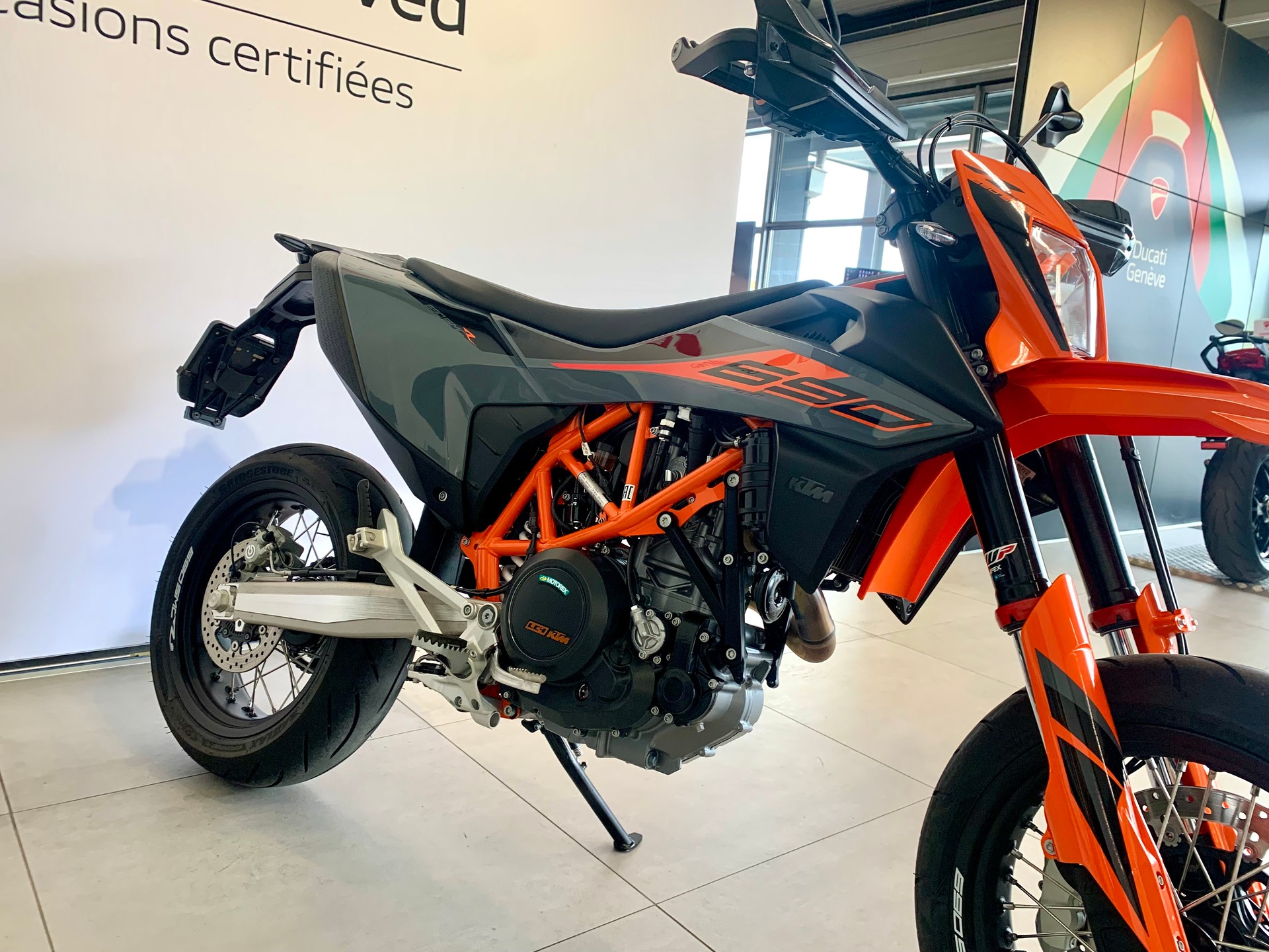 KTM 690 SMC R-image-5