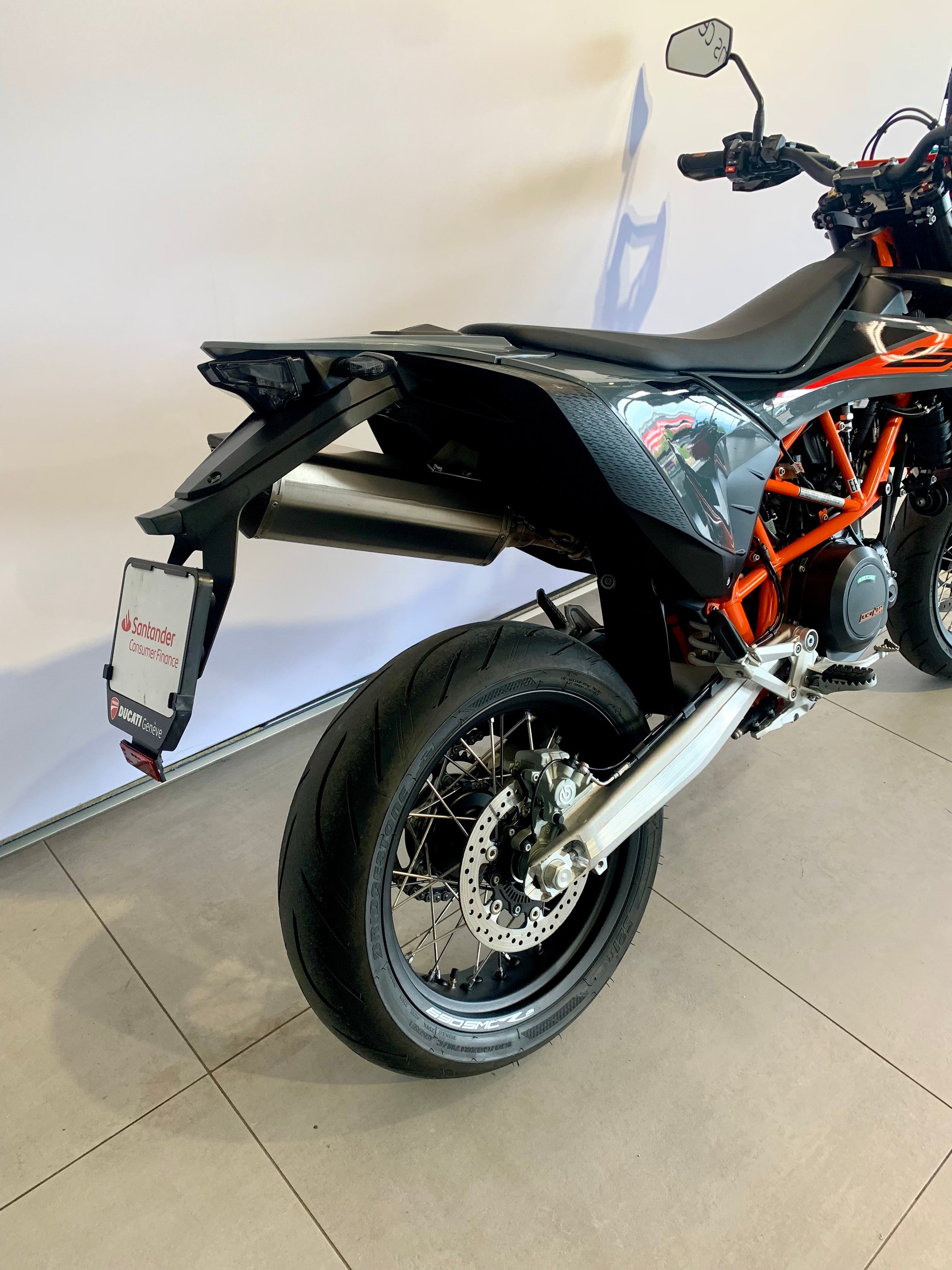 KTM 690 SMC R-image-8