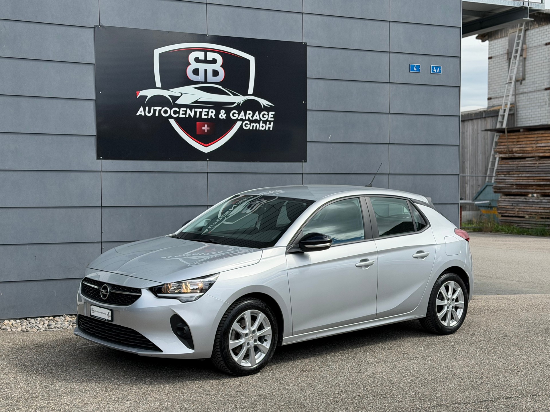 OPEL Corsa 1.2 TP Elegance-image-2