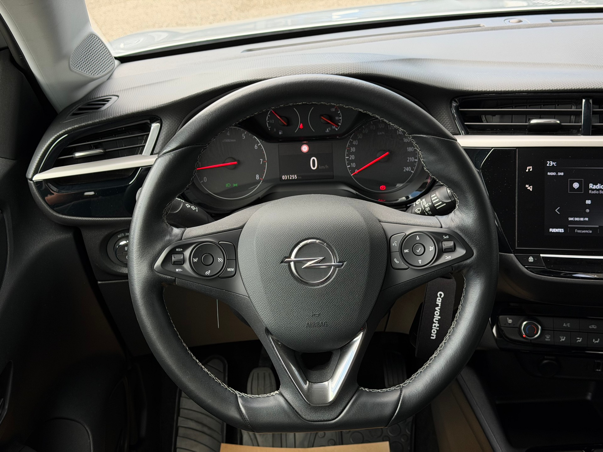 OPEL Corsa 1.2 TP Elegance-image-14