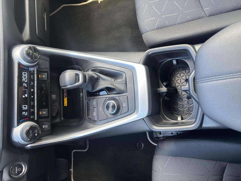 TOYOTA RAV-4 2.5 HEV Trend-image-11