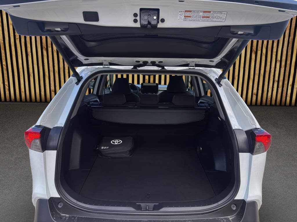 TOYOTA RAV-4 2.5 HEV Trend-image-14