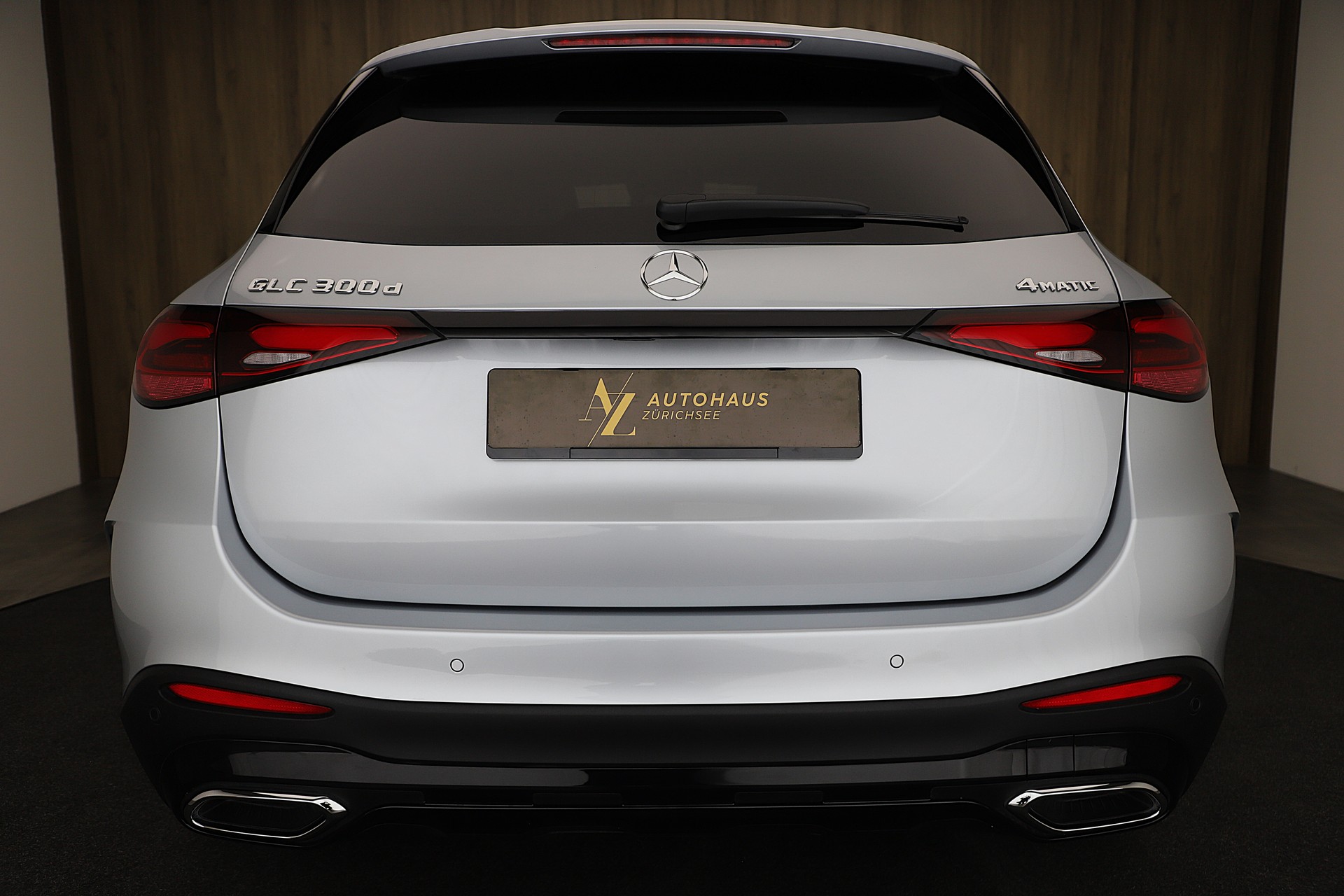 MERCEDES-BENZ GLC 300 d 4Matic 9G-Tronic AMG Line Premium und Night Paket-image-3