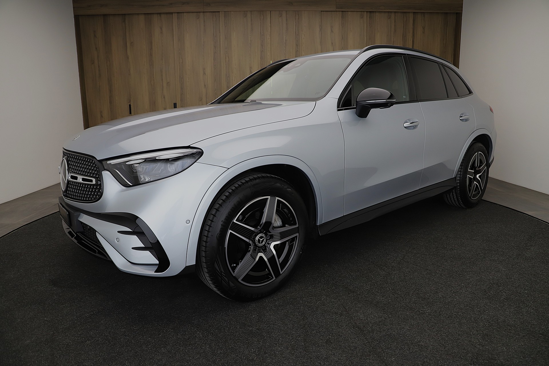 MERCEDES-BENZ GLC 300 d 4Matic 9G-Tronic AMG Line Premium und Night Paket-image-0