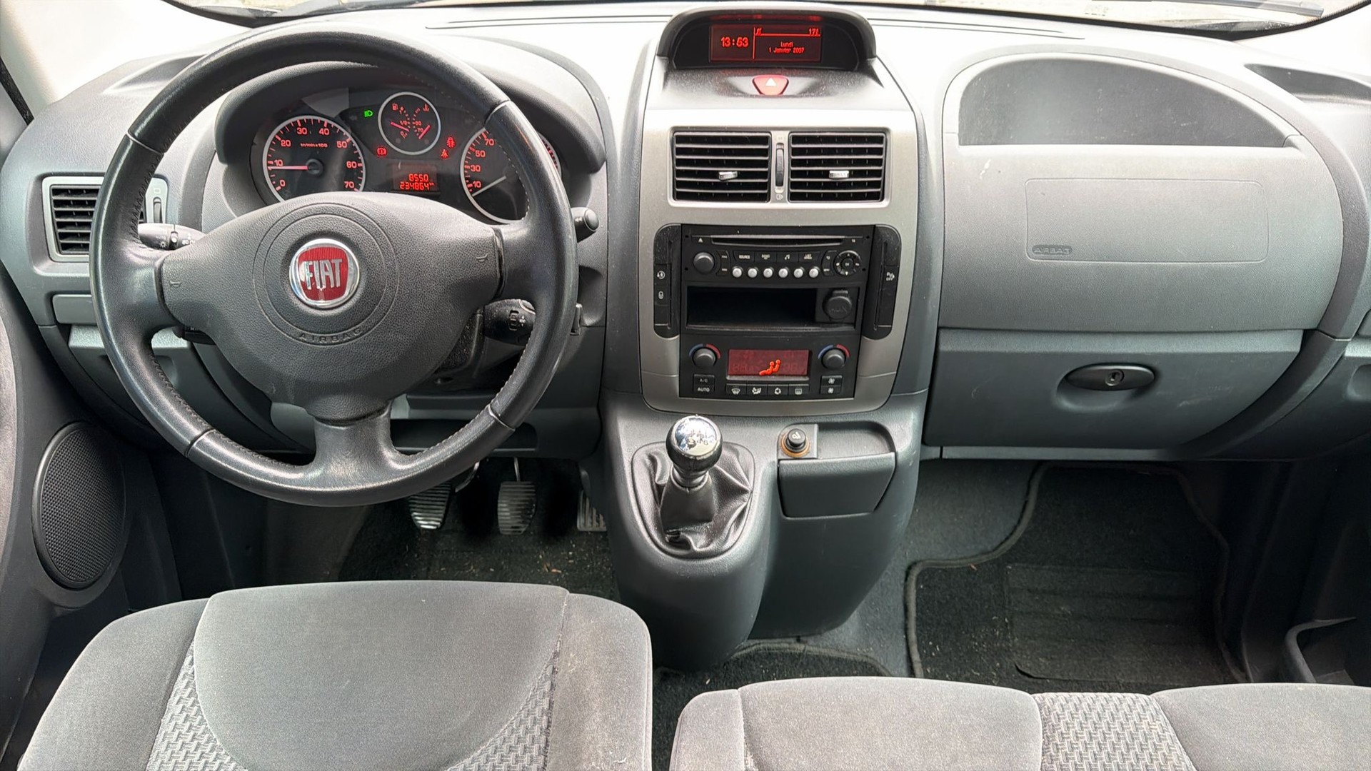 FIAT Scudo 2.0 MJ Panorama Executive-image-7