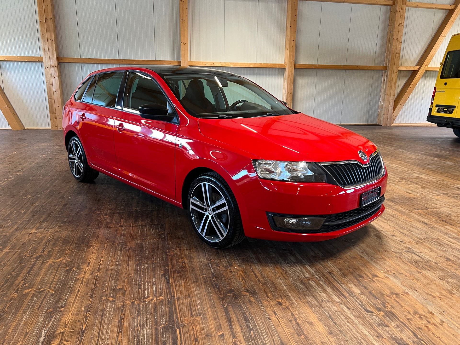 SKODA Rapid Spaceback 1.2 TSI Ambition-image-2