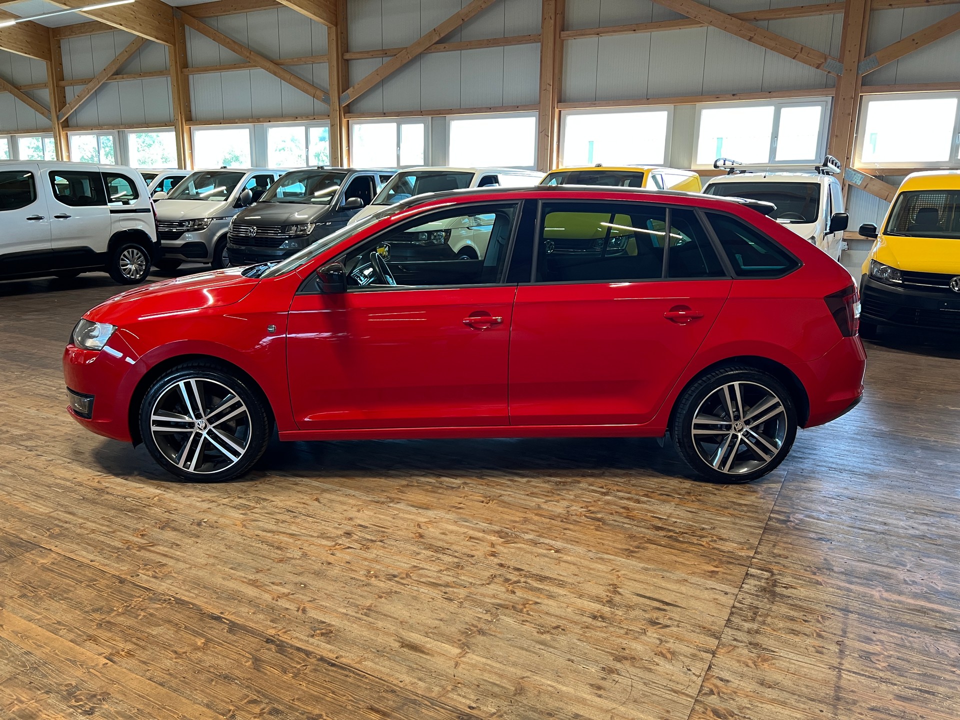 SKODA Rapid Spaceback 1.2 TSI Ambition-image-7