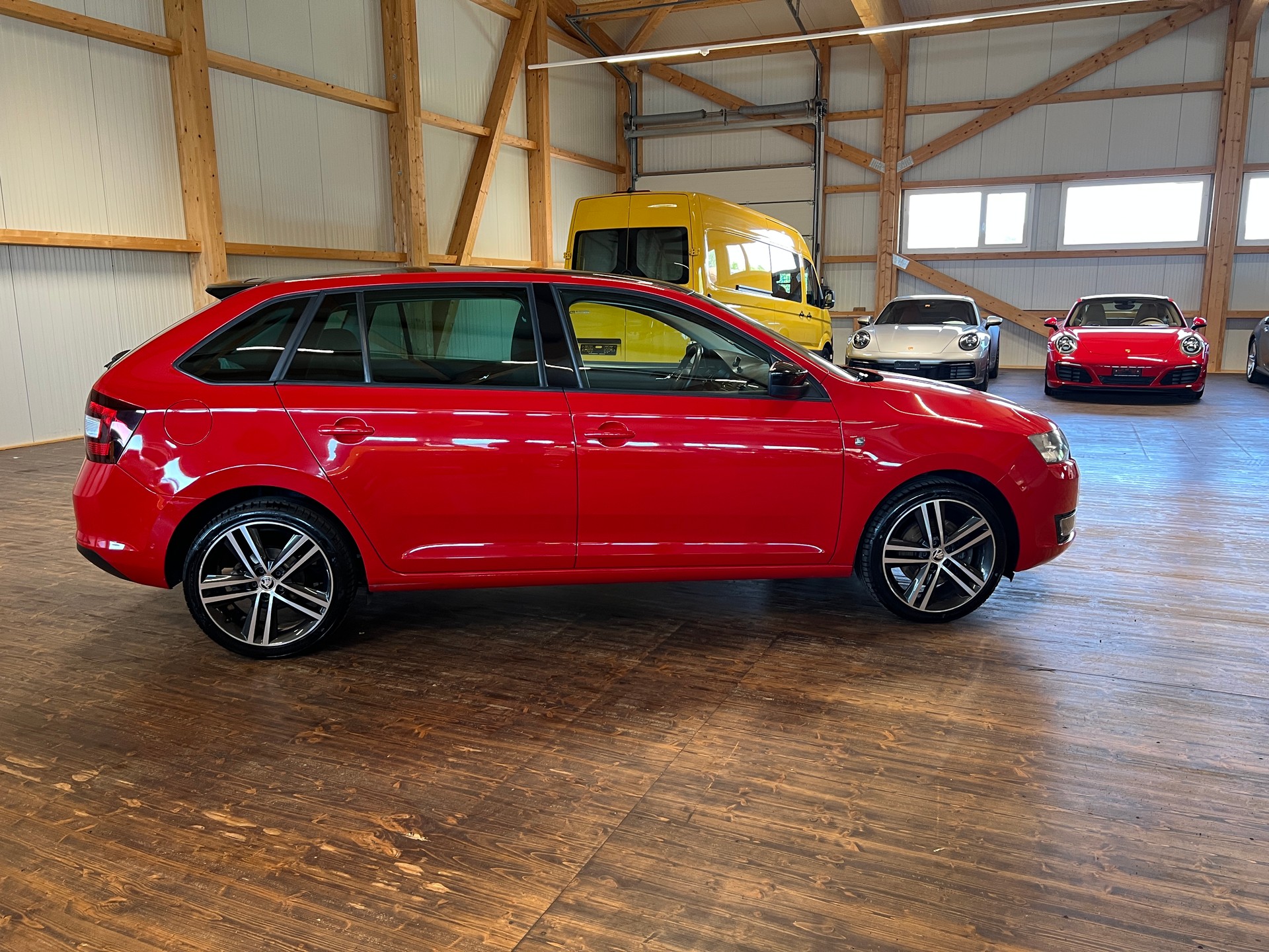 SKODA Rapid Spaceback 1.2 TSI Ambition-image-3