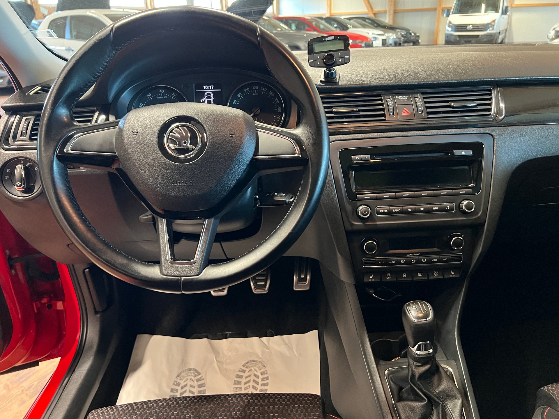 SKODA Rapid Spaceback 1.2 TSI Ambition-image-10
