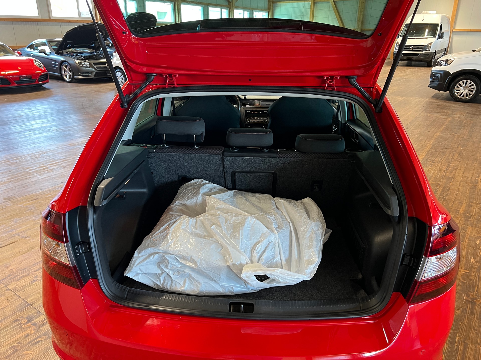 SKODA Rapid Spaceback 1.2 TSI Ambition-image-15