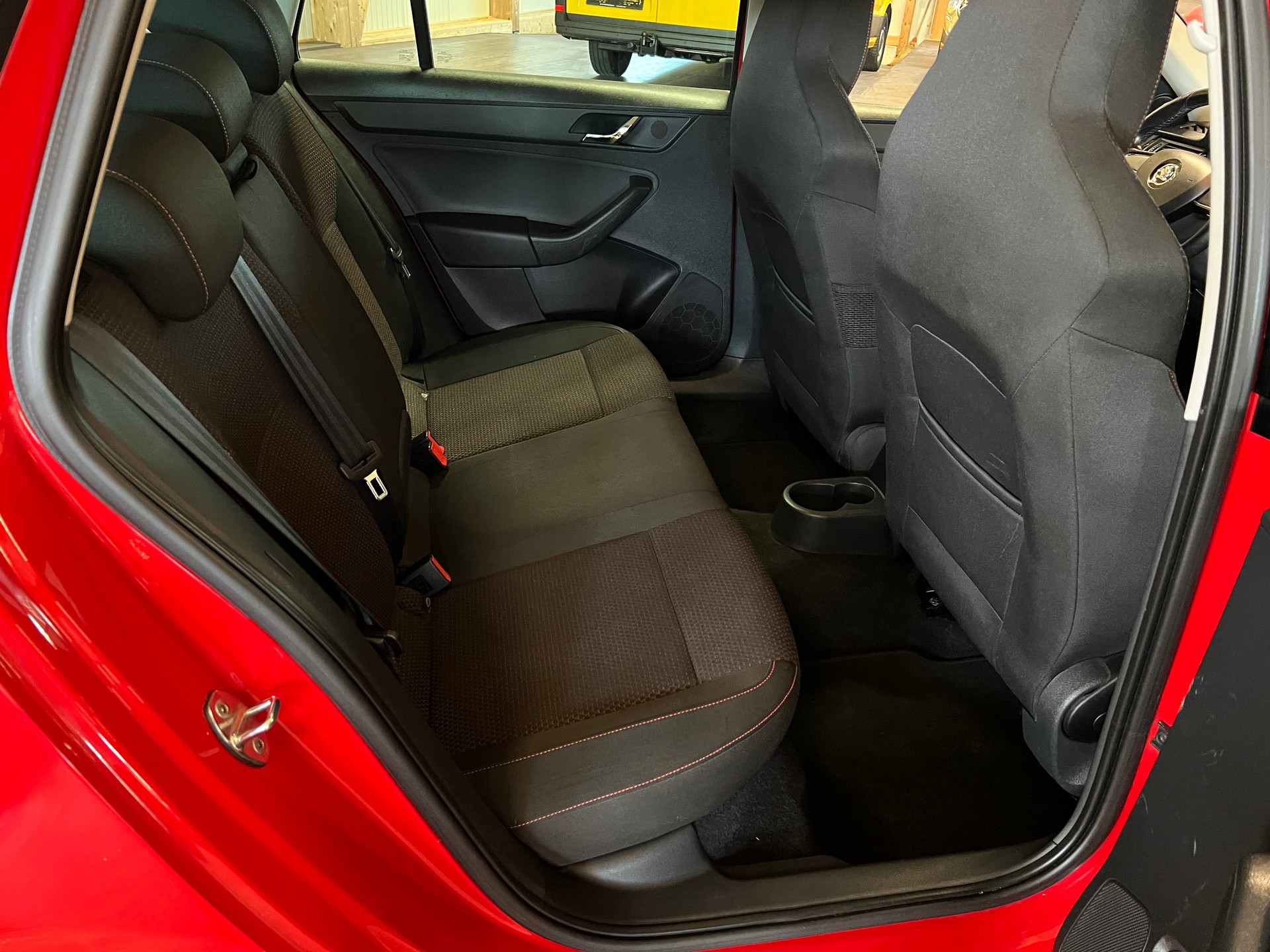 SKODA Rapid Spaceback 1.2 TSI Ambition-image-14