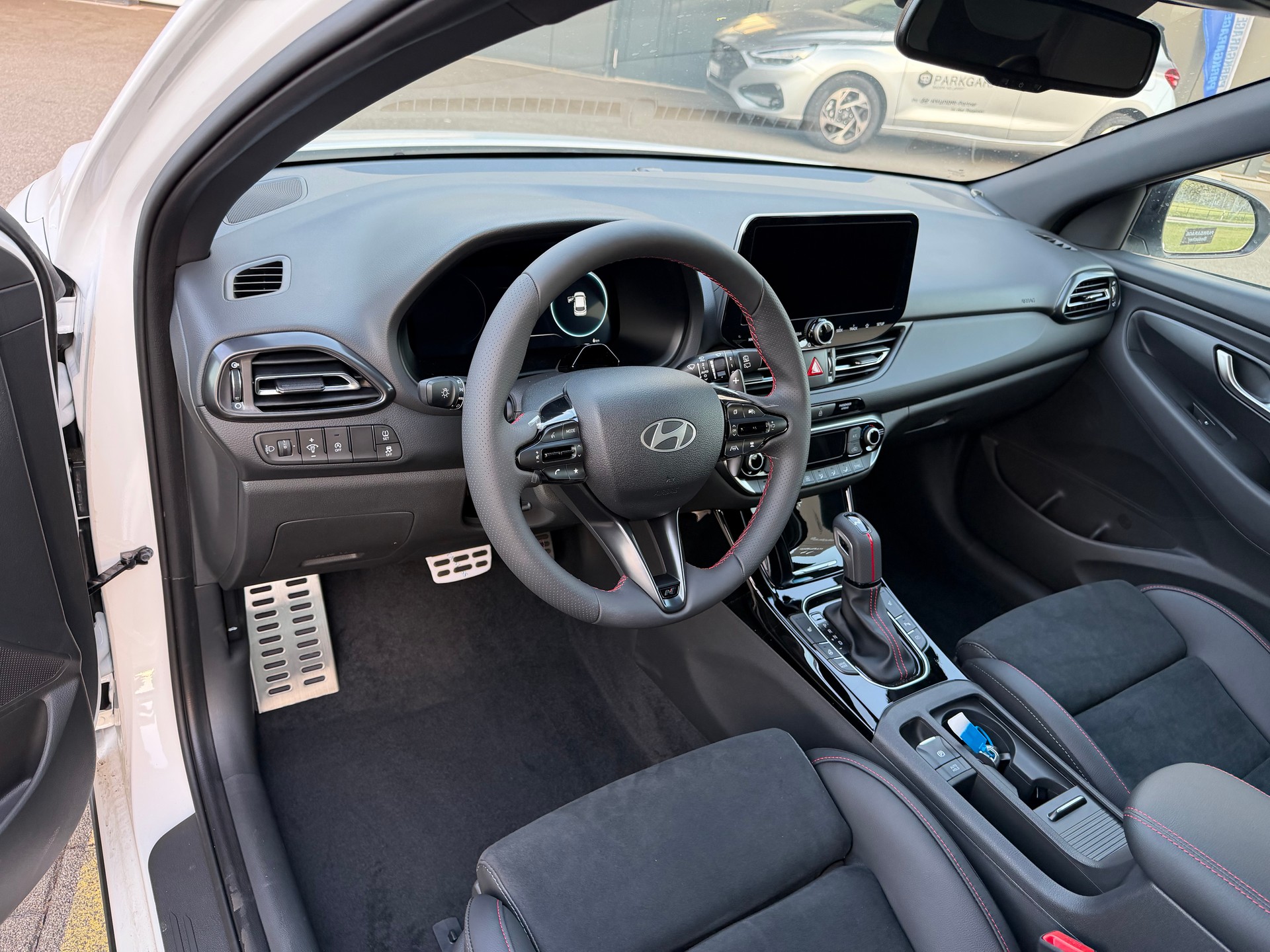 HYUNDAI i30 1.6 T-GDi N-Line DCT-image-4