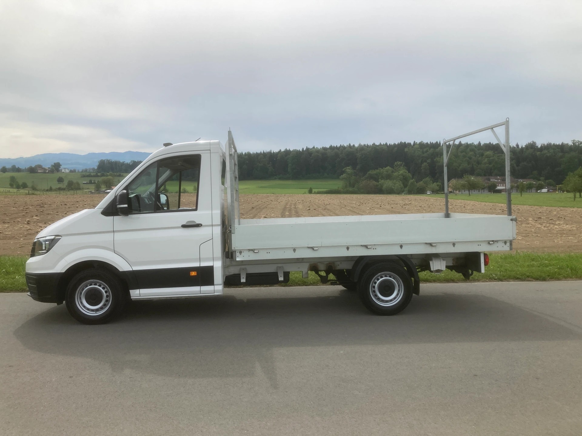 VW Crafter 35 2.0 TDI Brücke mit 3`500 KG Anhängelast-image-4