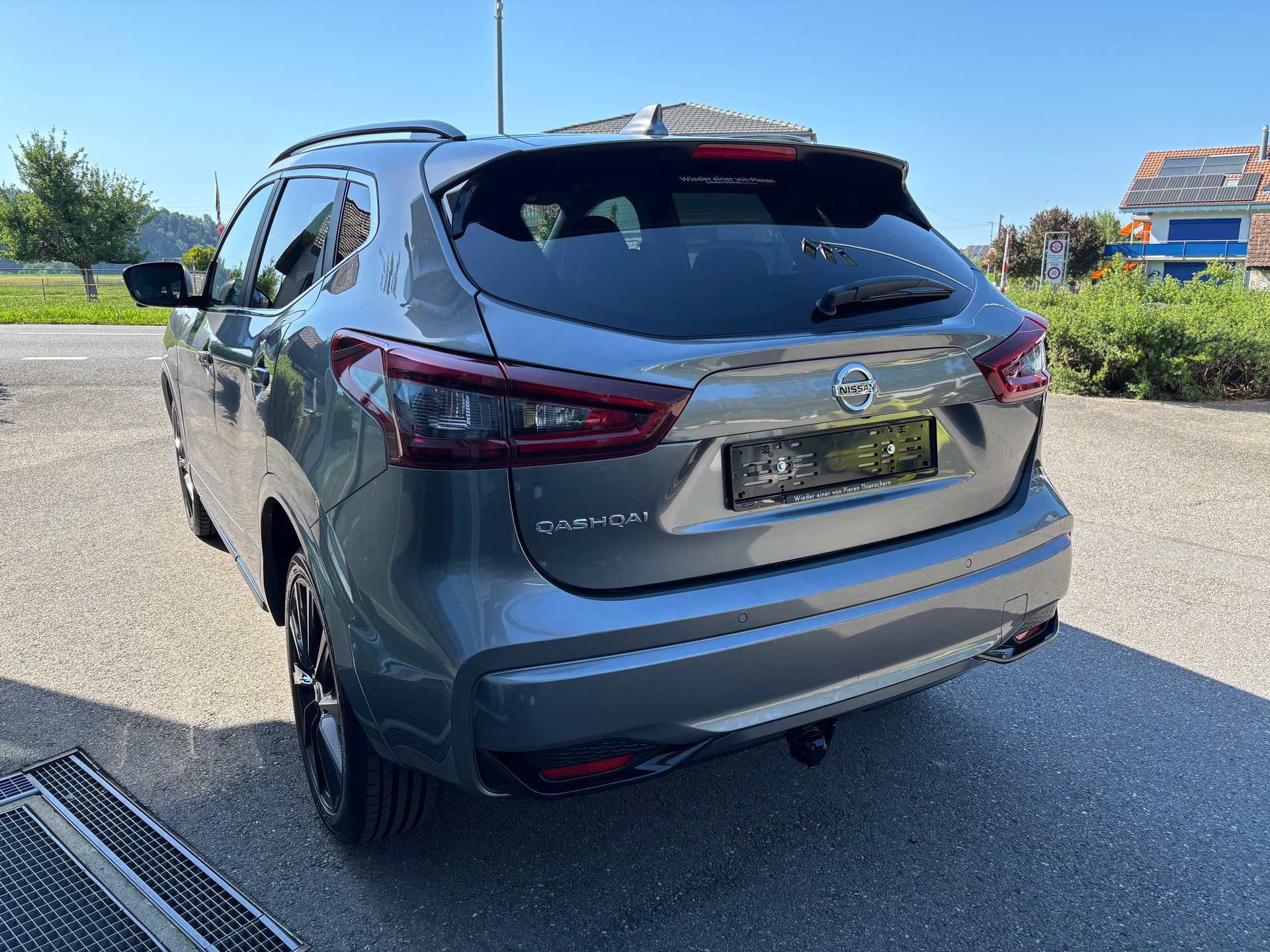 NISSAN Qashqai 1.7 dCi N-Tec 4x4-image-2