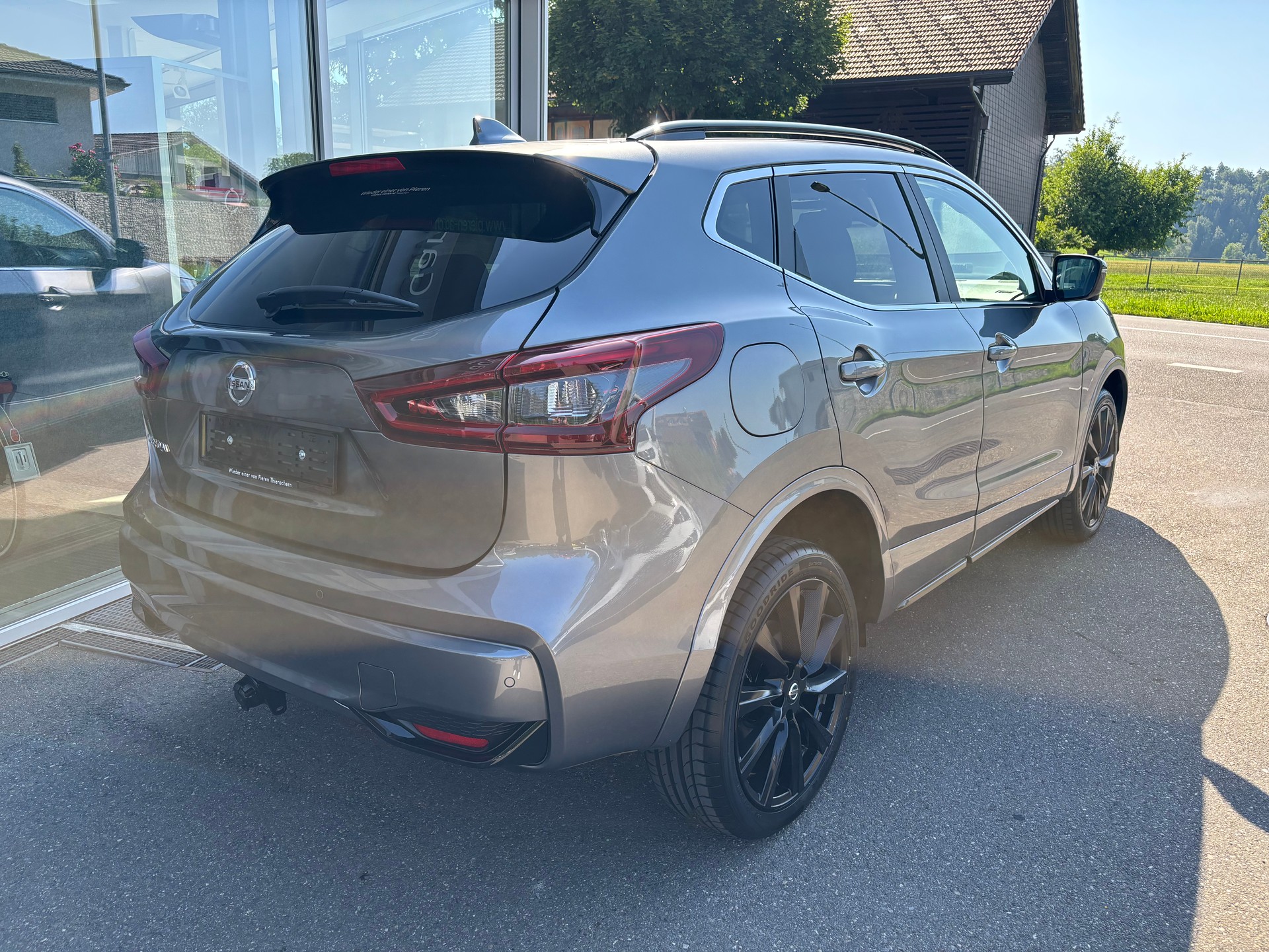 NISSAN Qashqai 1.7 dCi N-Tec 4x4-image-3
