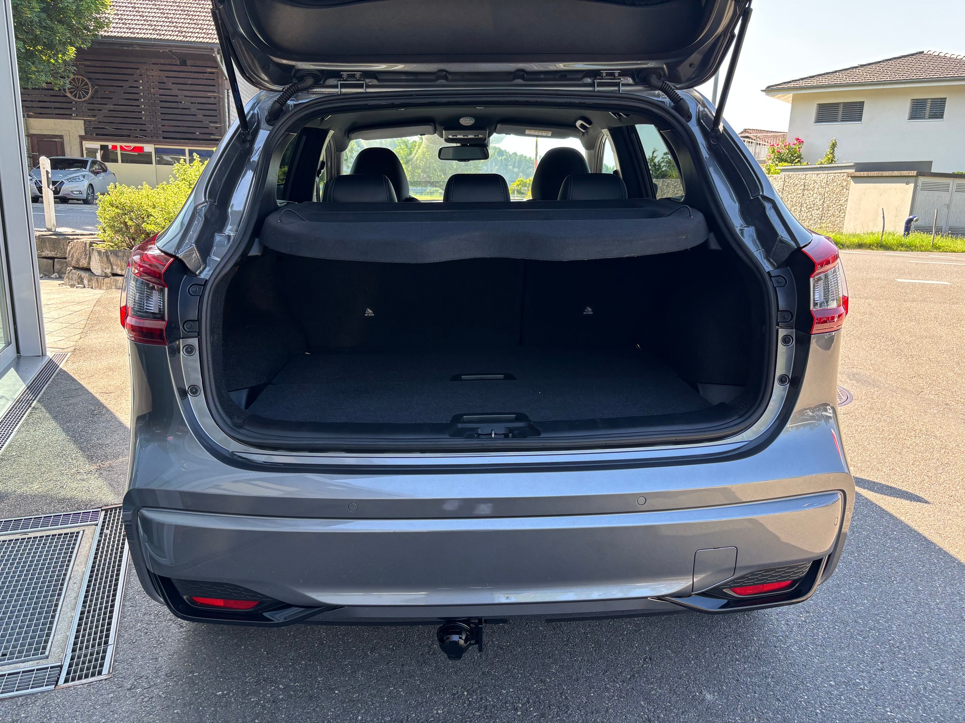 NISSAN Qashqai 1.7 dCi N-Tec 4x4-image-4