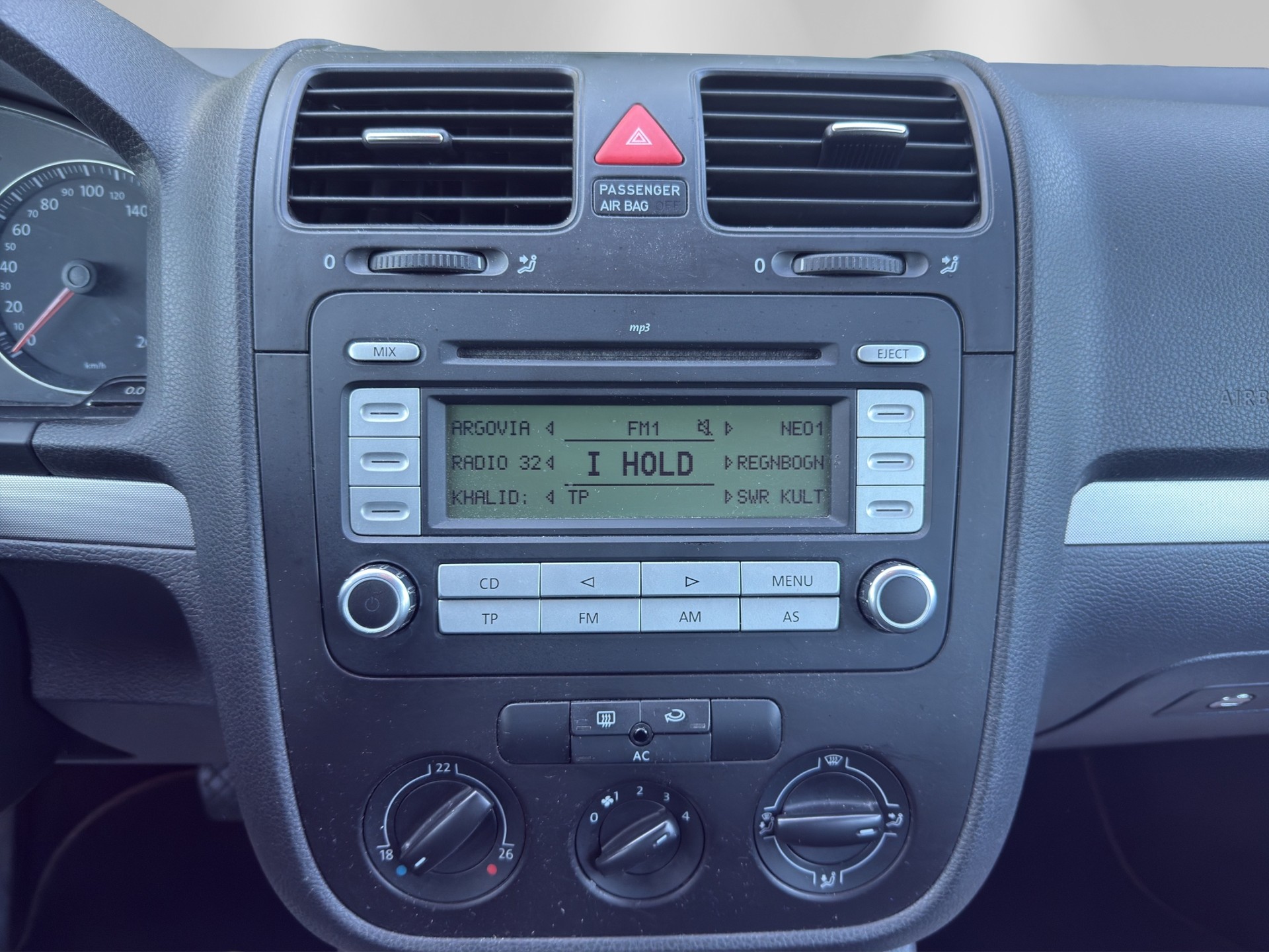 VW Jetta 2.0 FSI Comfortline-image-11