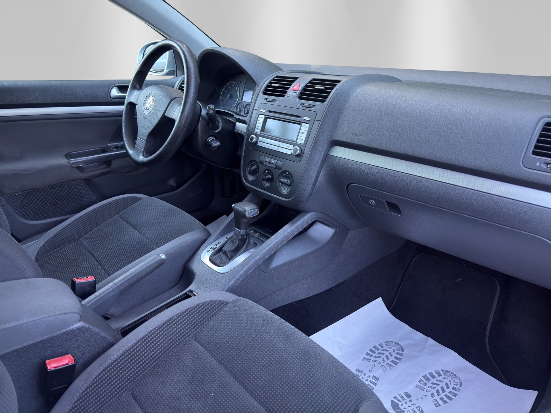 VW Jetta 2.0 FSI Comfortline-image-12