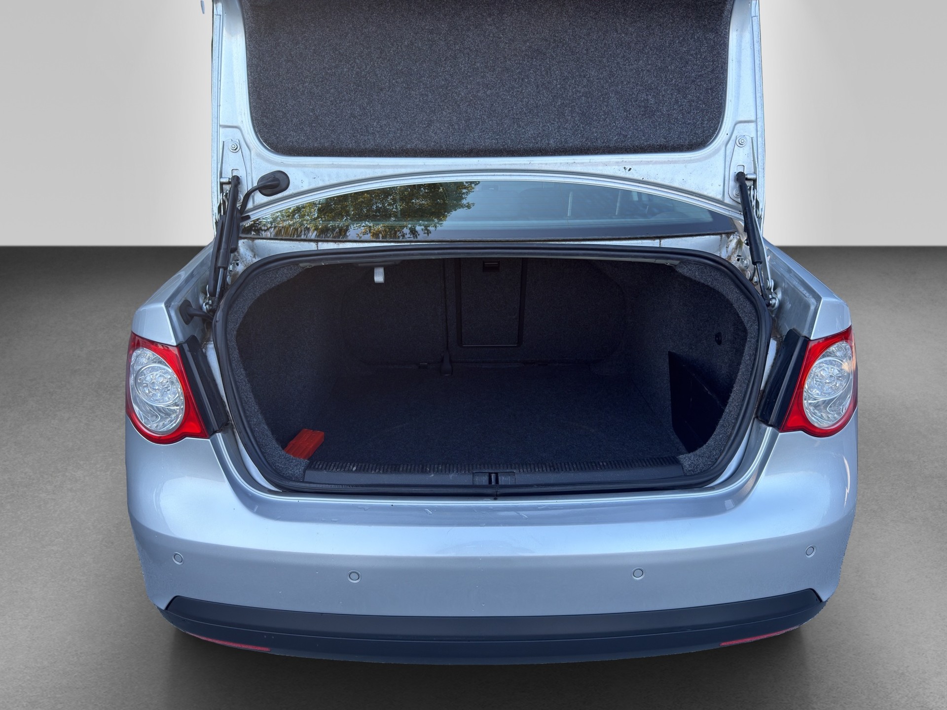 VW Jetta 2.0 FSI Comfortline-image-15