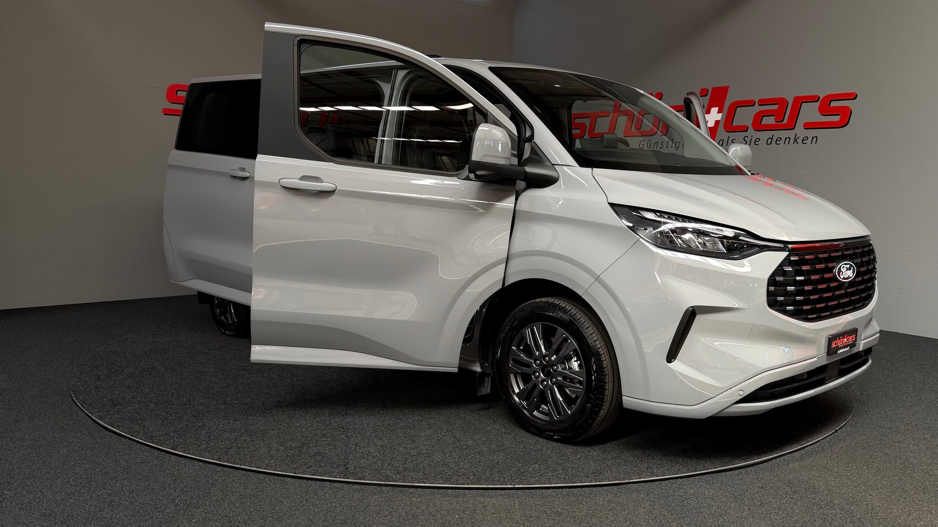 FORD Tourneo Bus 320 L1H1 Titanium Automat 4x4-image-8