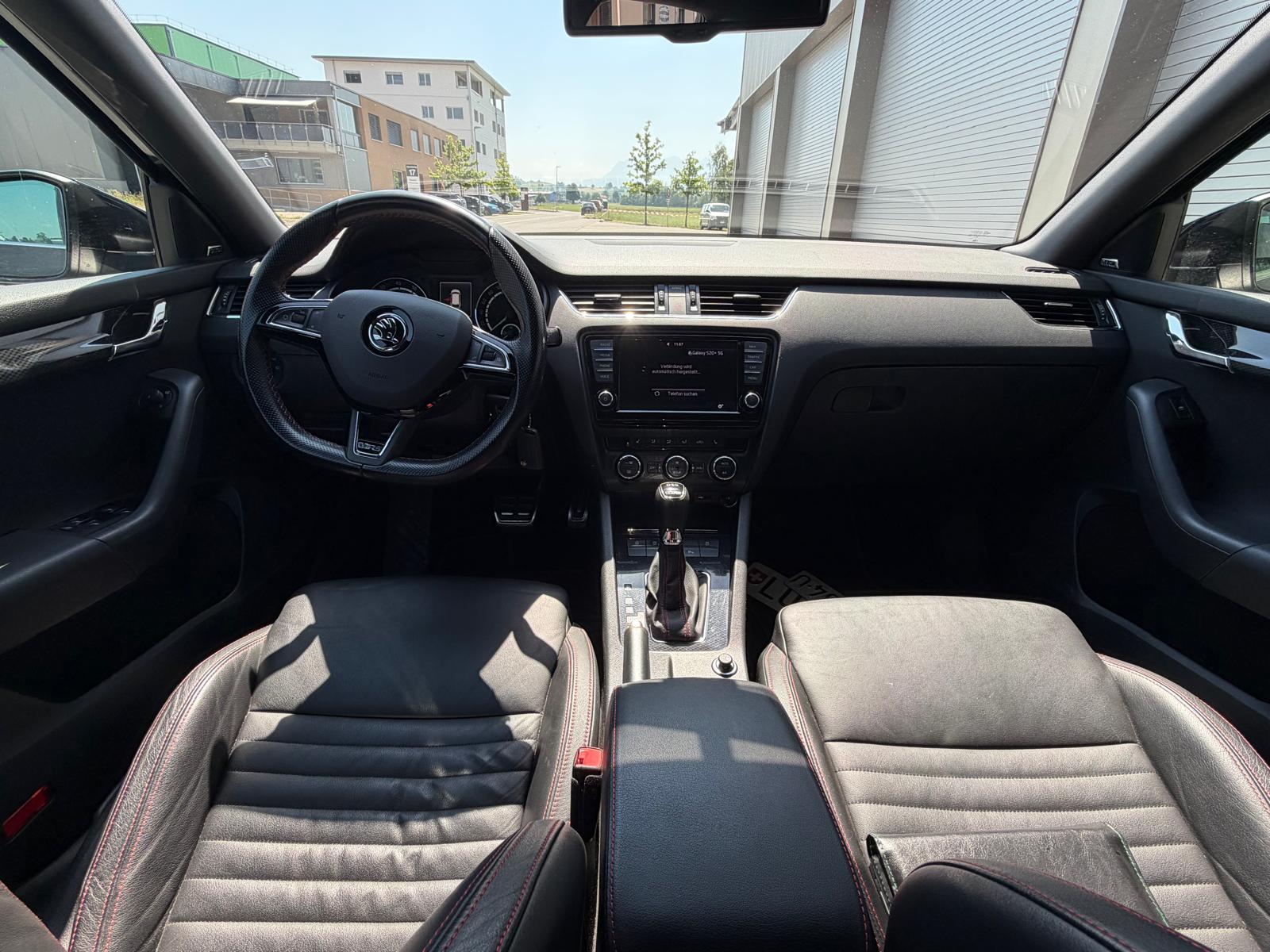 SKODA 2.0 TSI RS DSG-image-5