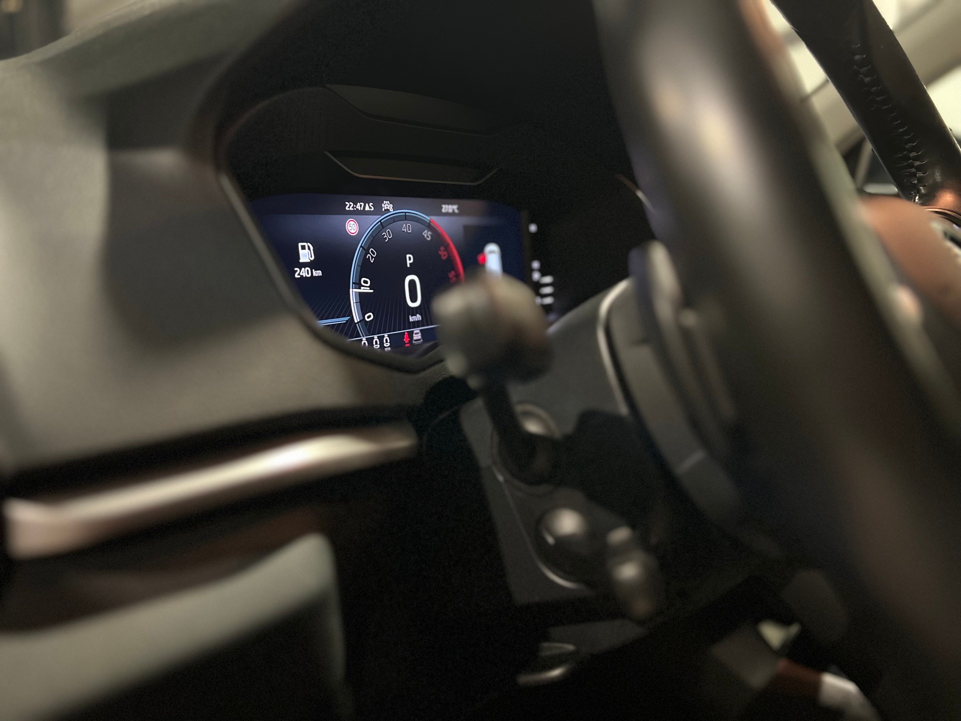SKODA Karoq 2.0 TDI CR Ambition 4x4 DSG-image-22
