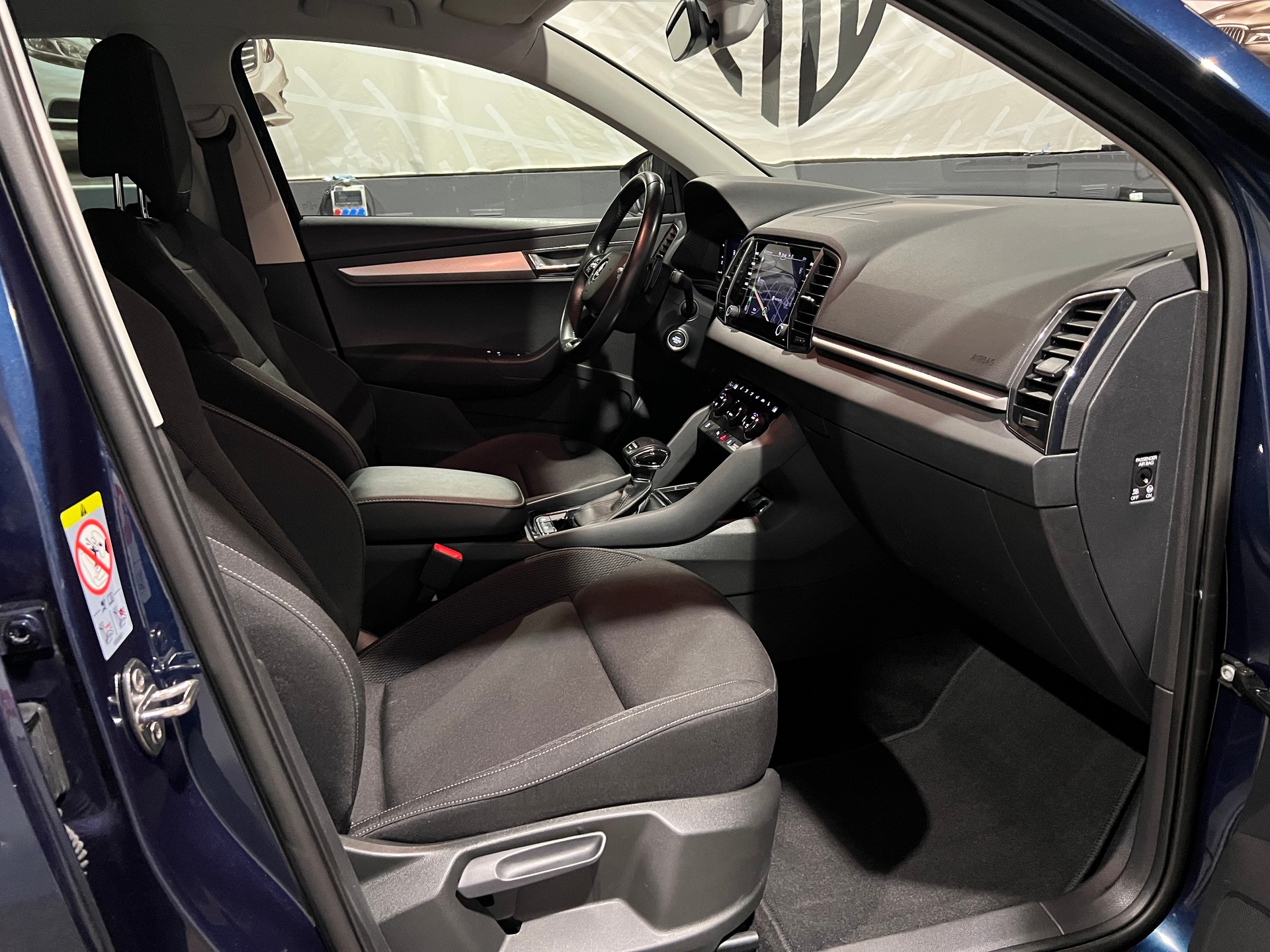 SKODA Karoq 2.0 TDI CR Ambition 4x4 DSG-image-13