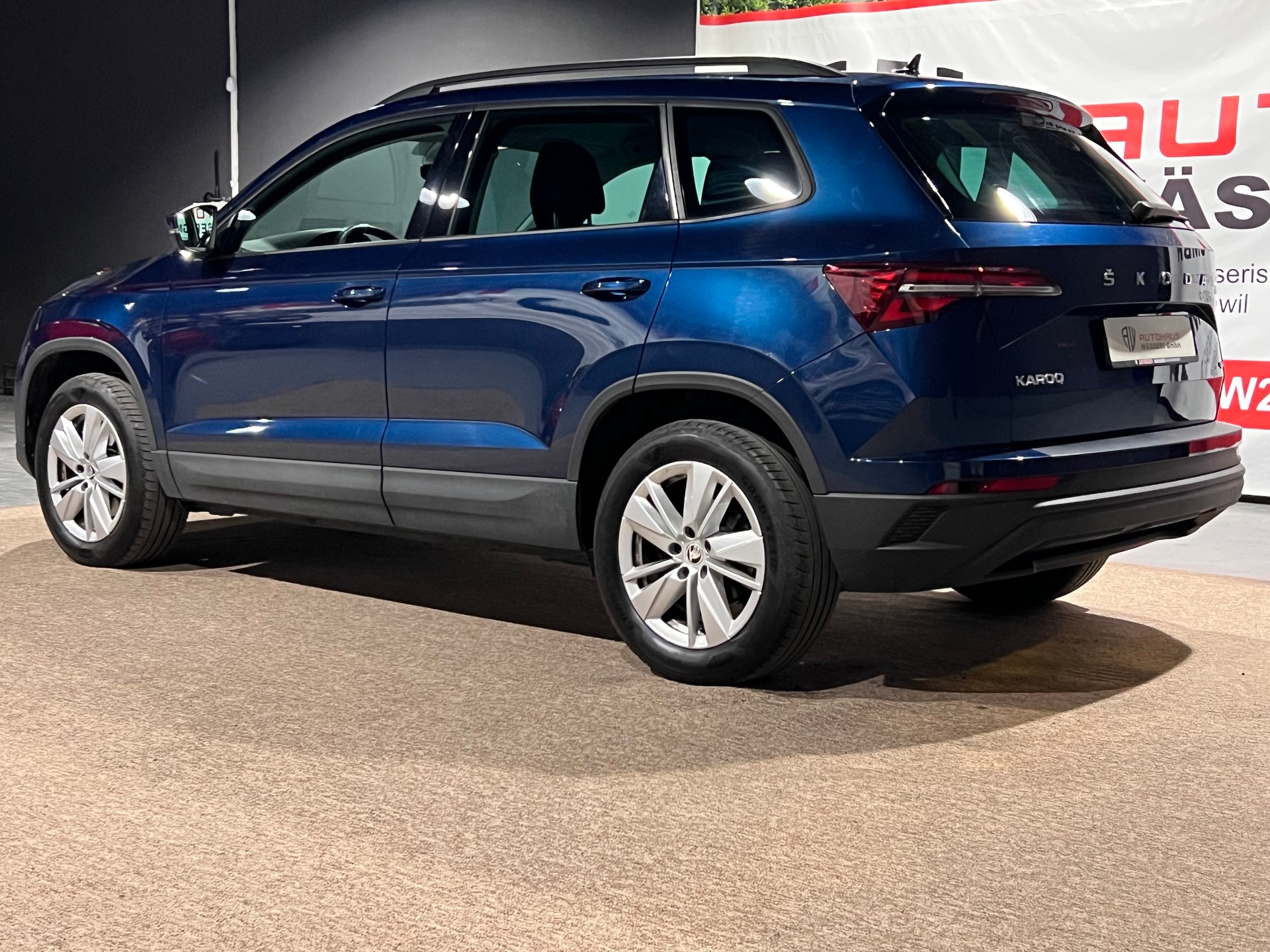 SKODA Karoq 2.0 TDI CR Ambition 4x4 DSG-image-5