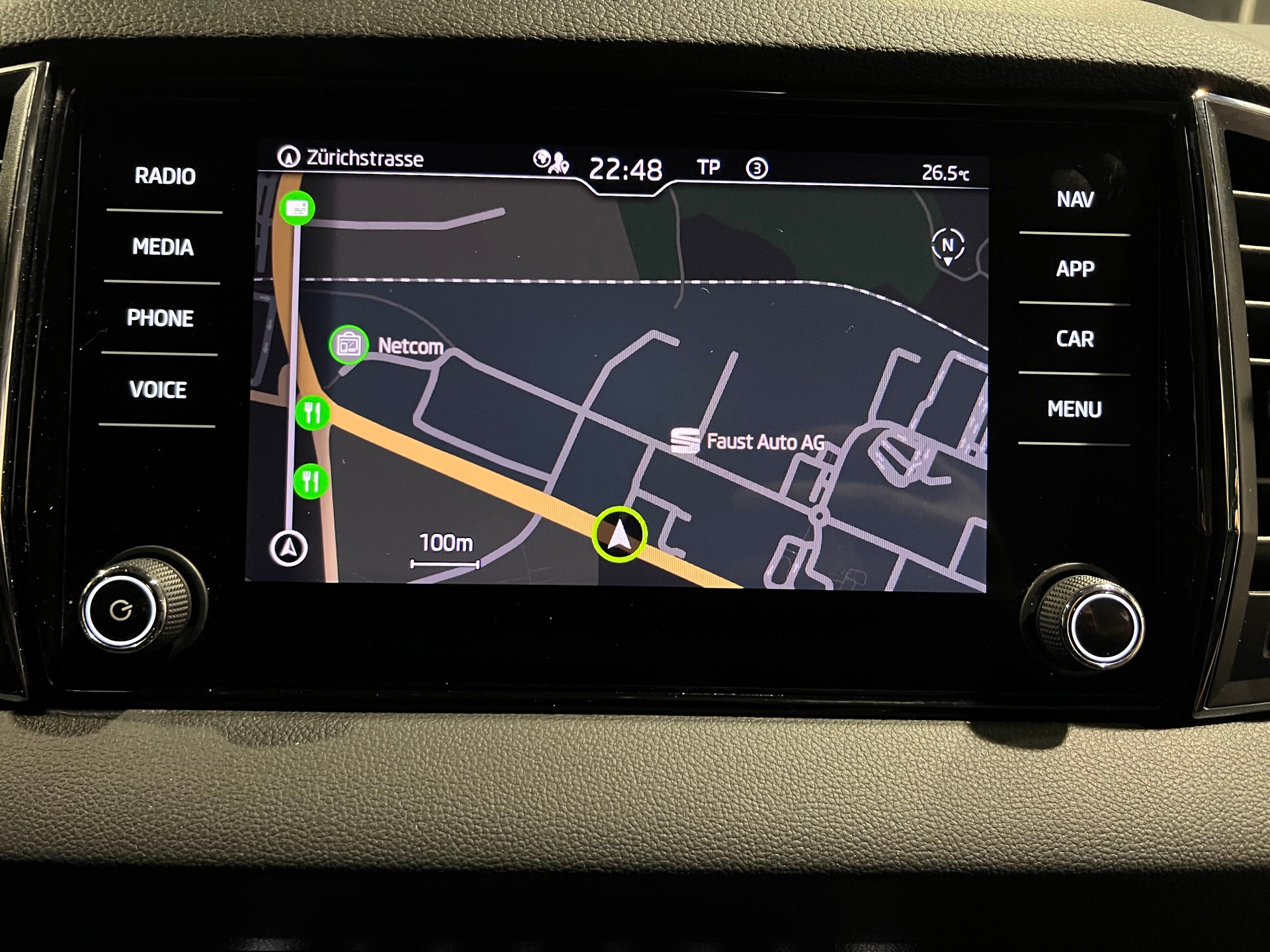 SKODA Karoq 2.0 TDI CR Ambition 4x4 DSG-image-16