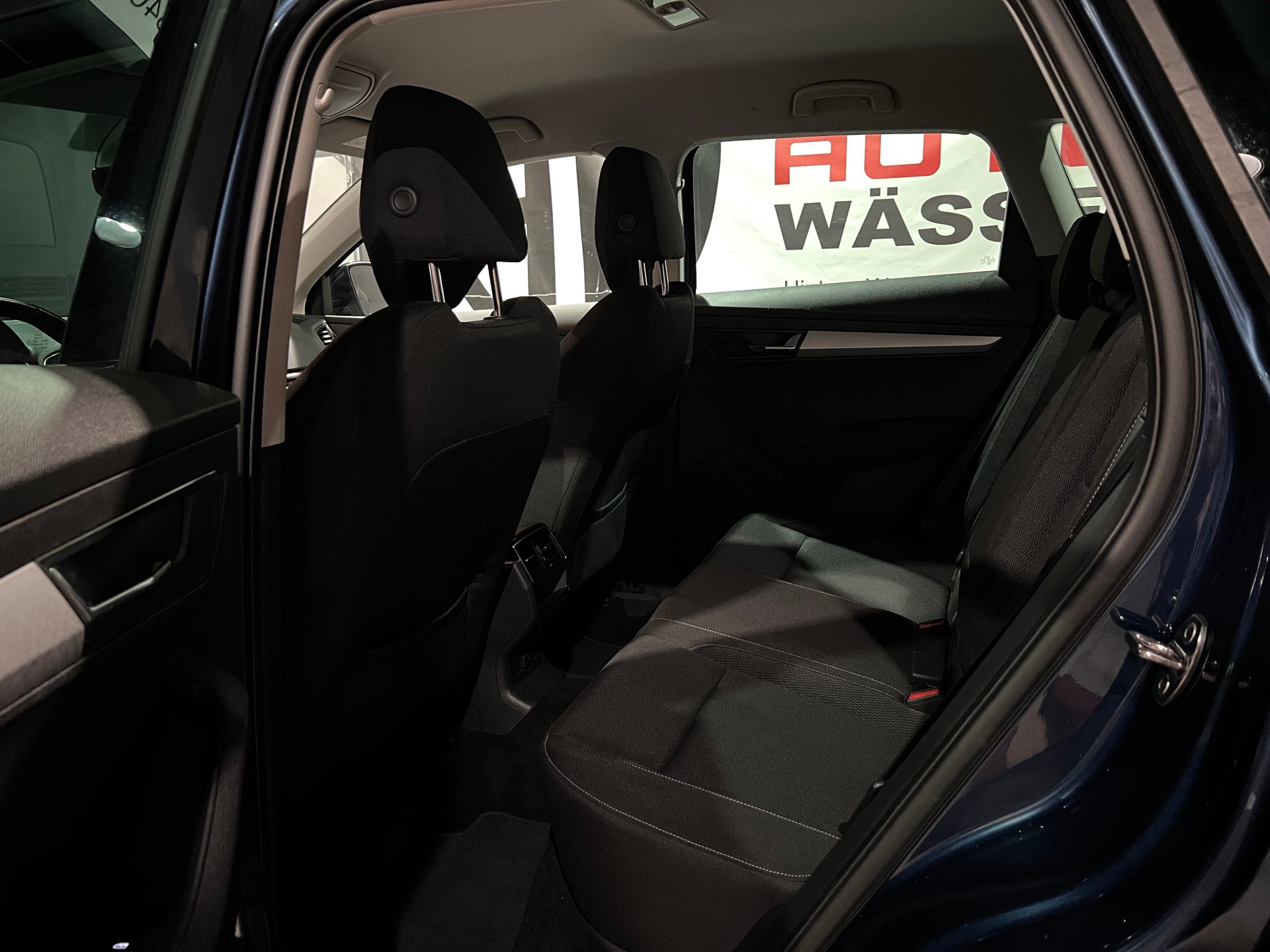 SKODA Karoq 2.0 TDI CR Ambition 4x4 DSG-image-15