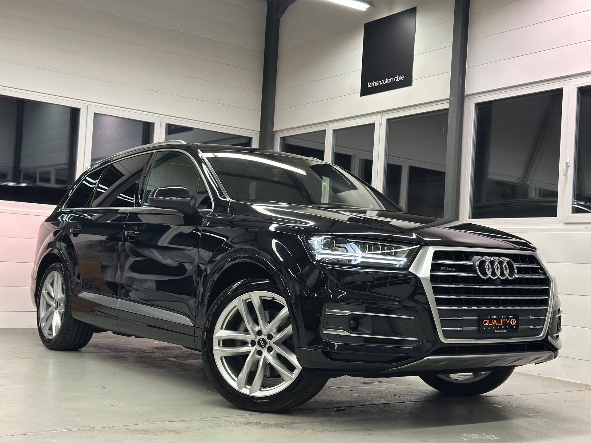 AUDI Q7 3.0 TDI quattro tiptronic / 7-Sitzer-image-0