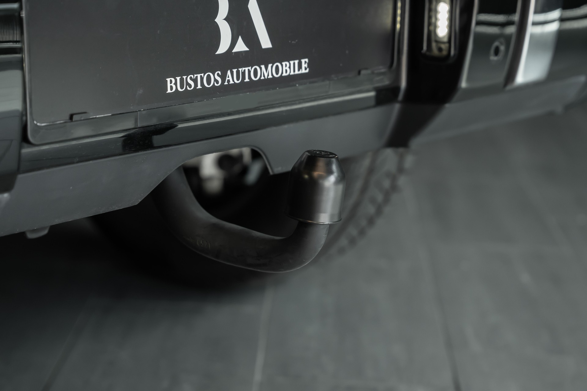 MERCEDES-BENZ G 500 AMG Line 9G-Tronic / Premium Plus Paket / Burmester / Schiebedach / Assitenzpaket / Sitzkühlung / Anhängerkupplung usm..-image-7