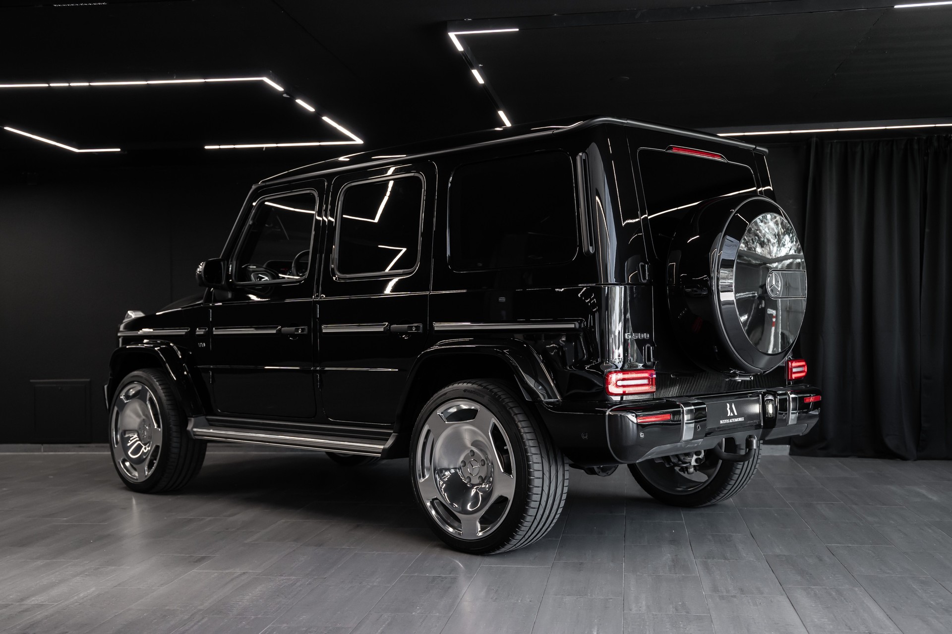 MERCEDES-BENZ G 500 AMG Line 9G-Tronic / Premium Plus Paket / Burmester / Schiebedach / Assitenzpaket / Sitzkühlung / Anhängerkupplung usm..-image-6