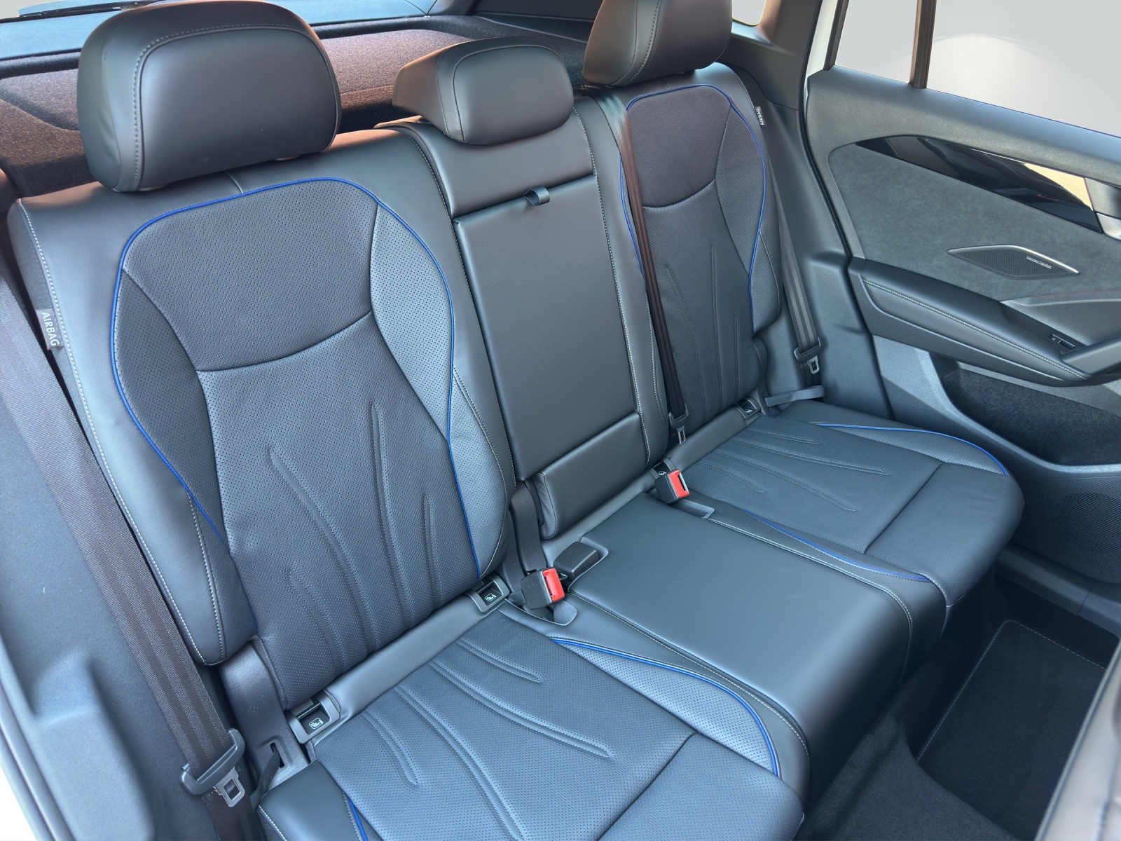 VW Tiguan 2.0 TSI DSG R-Line Plus 4Motion-image-8