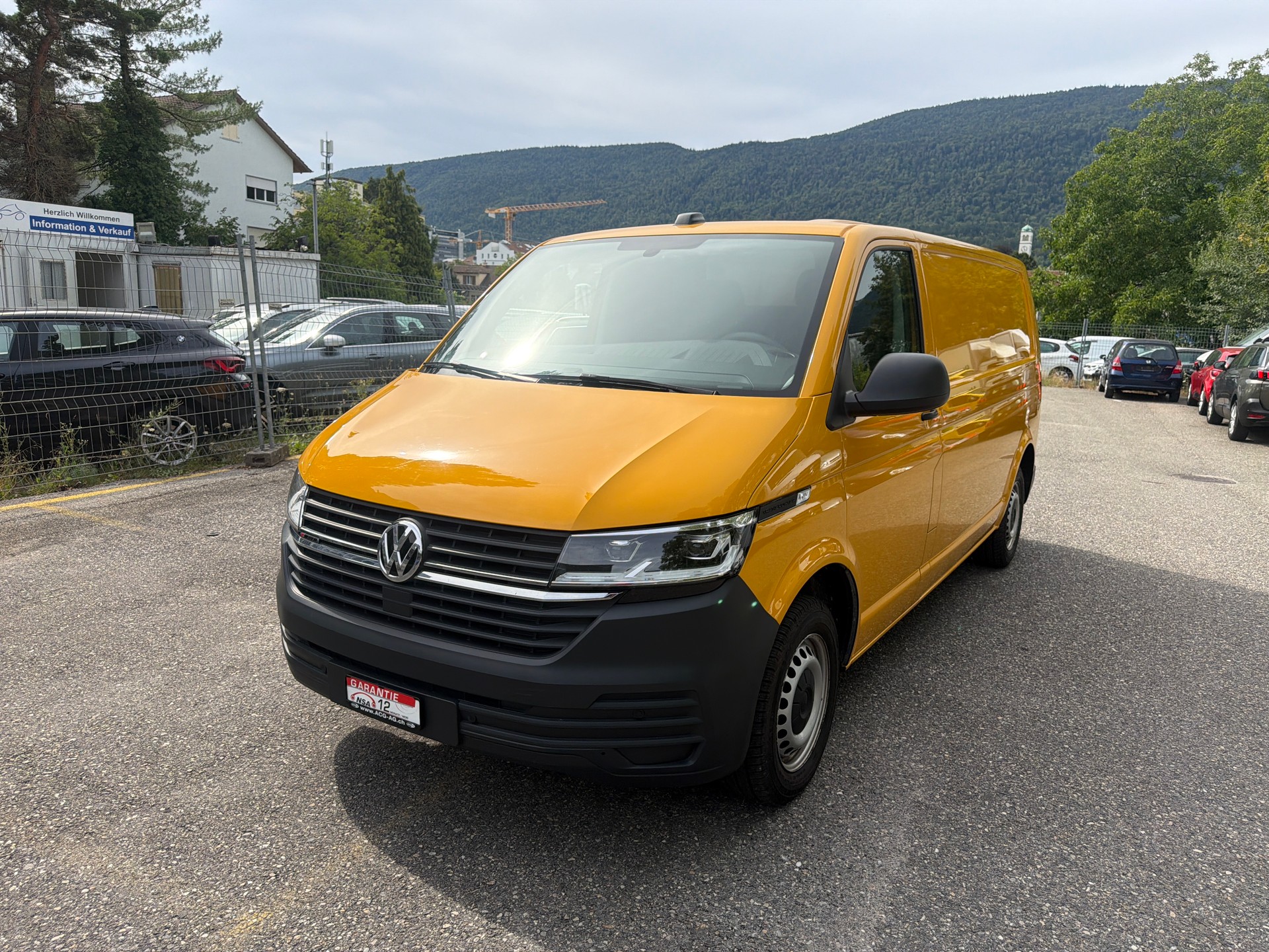 VW T6.1 2.0 TDI 4Motion DSG ** Navigation ** LED Scheinwerfer ** Klimaanlage ** PDC V&H ** RF-Kamera **-image-0