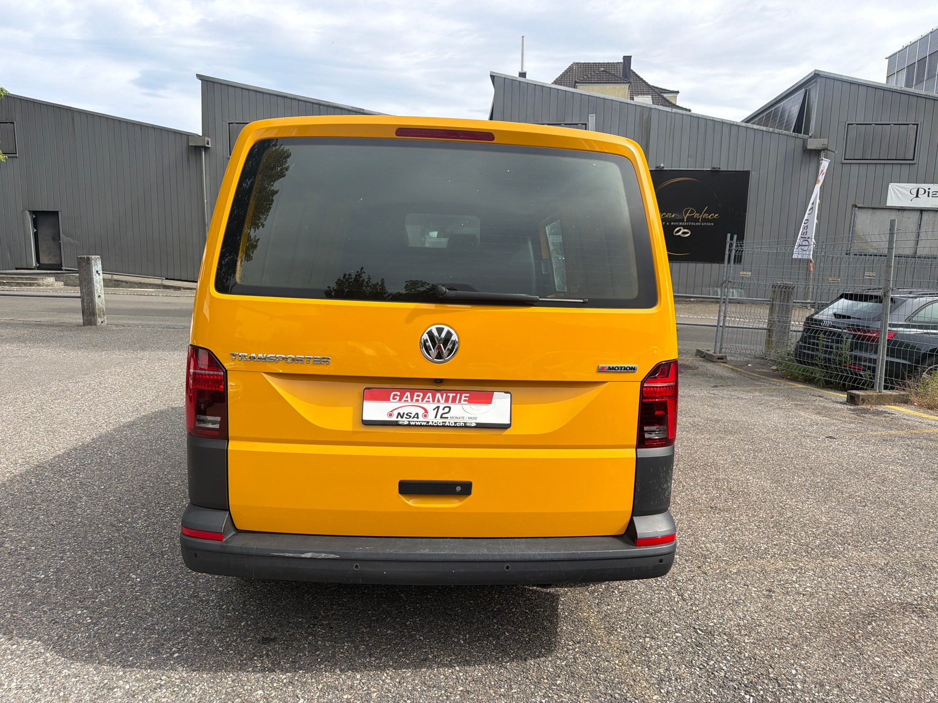 VW T6.1 2.0 TDI 4Motion DSG ** Navigation ** LED Scheinwerfer ** Klimaanlage ** PDC V&H ** RF-Kamera **-image-13