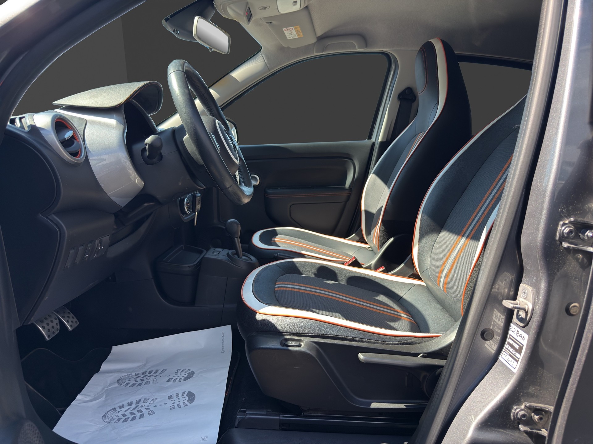 RENAULT Twingo 0.9 GT EDC-image-15