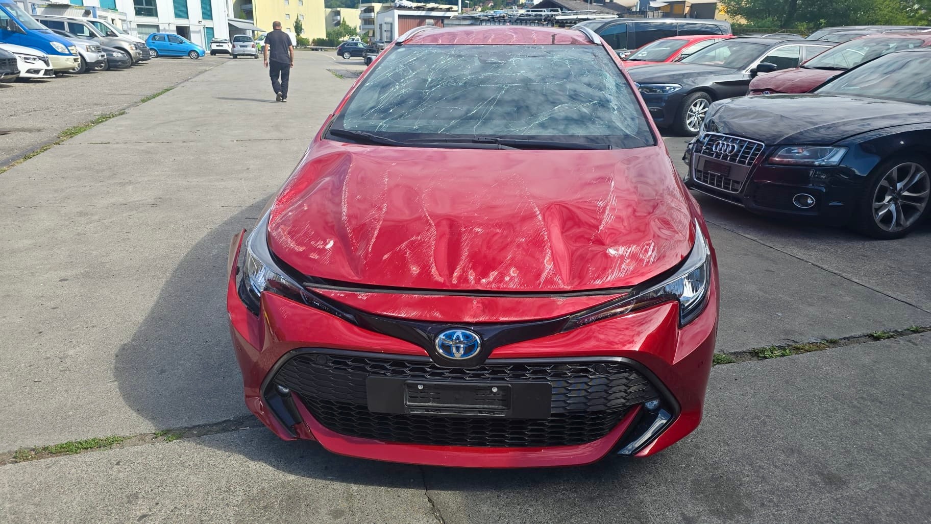 TOYOTA Corolla Touring Sports 1.8 HSD Comfort e-CVT-image-6