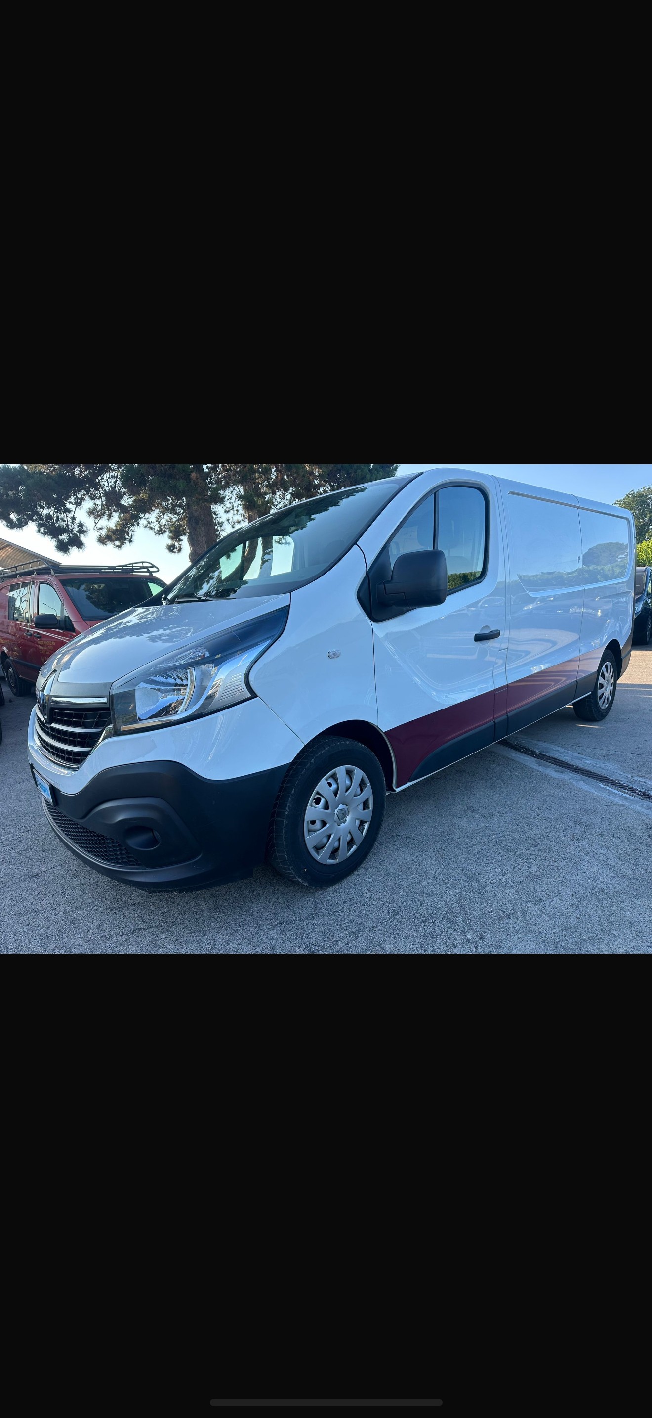 RENAULT Trafic 2.0 ENERGY dCi145 3.0t Business L2H1-image-13